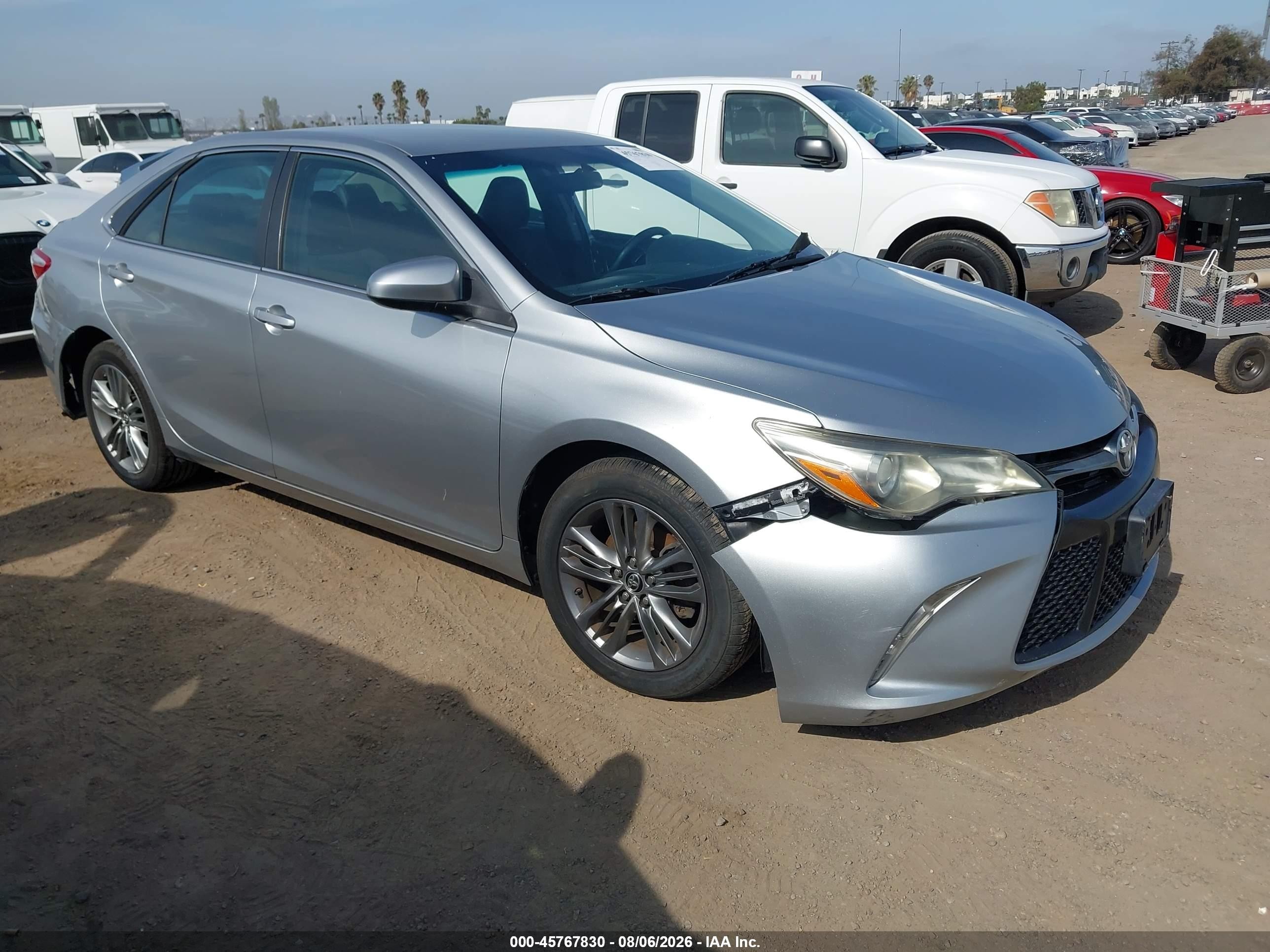 2015 Toyota Camry XSE, VIN 4T1BF1FK7FU908402 — Бок