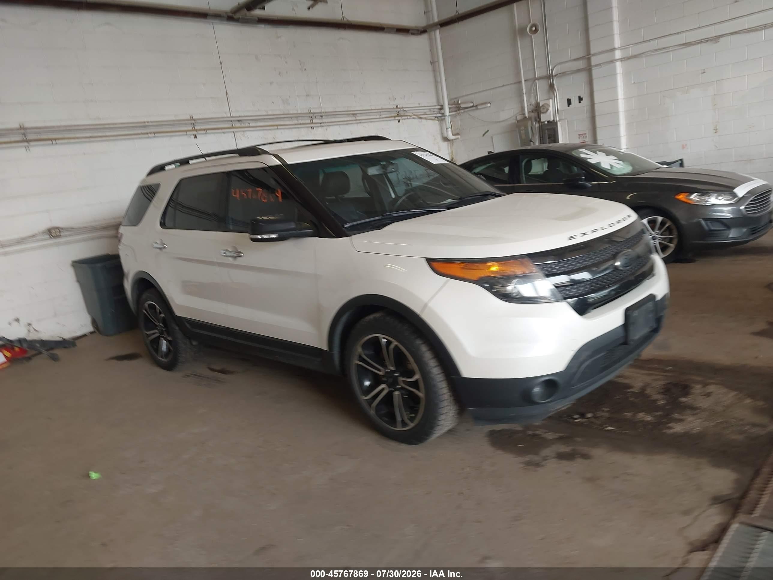 2013 Ford Explorer Sport, VIN 1FM5K8GT5DGC05904 — Обычный износ