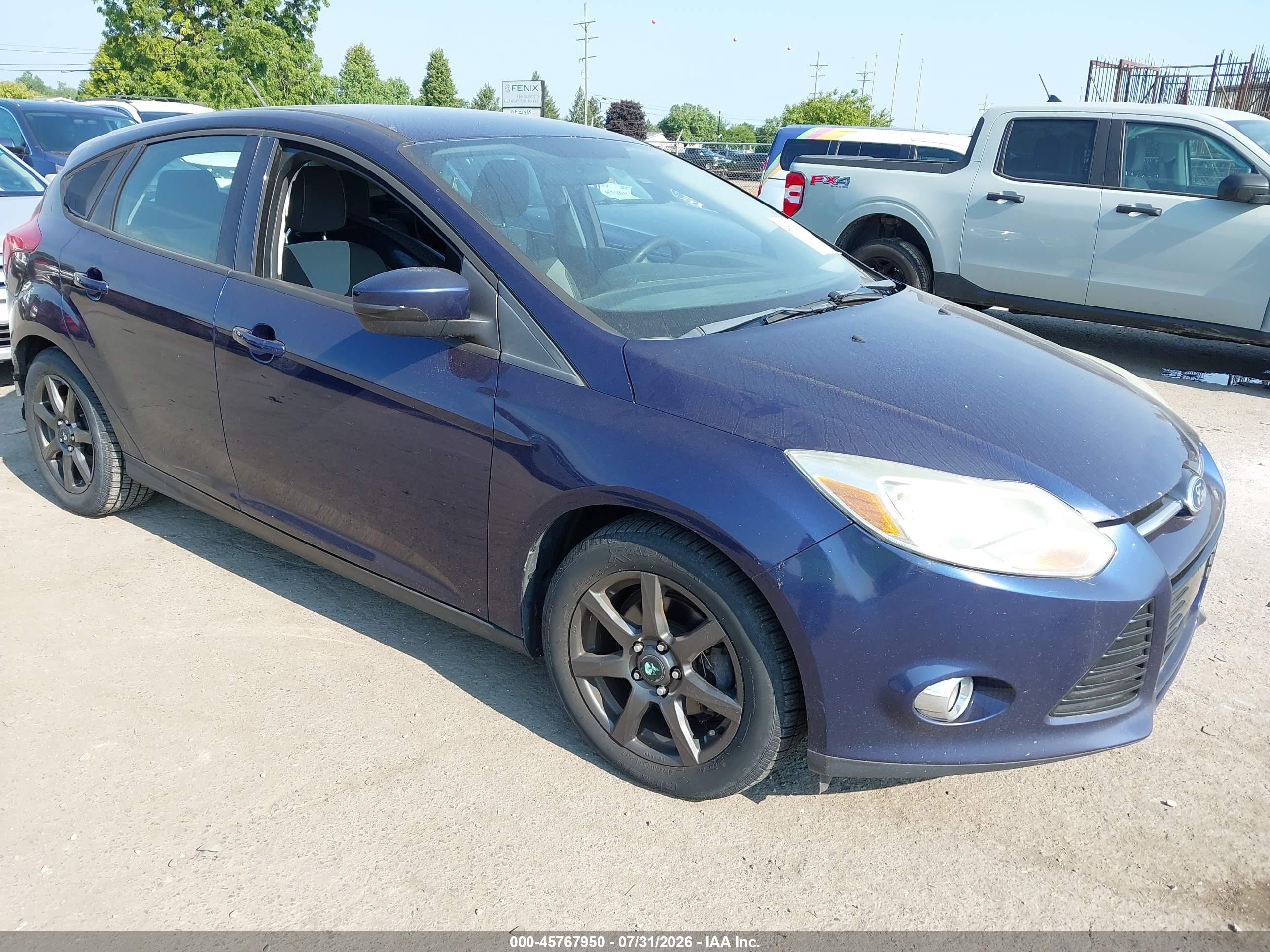 2012 Ford Focus SE, VIN 1FAHP3K29CL139244 — Rear end