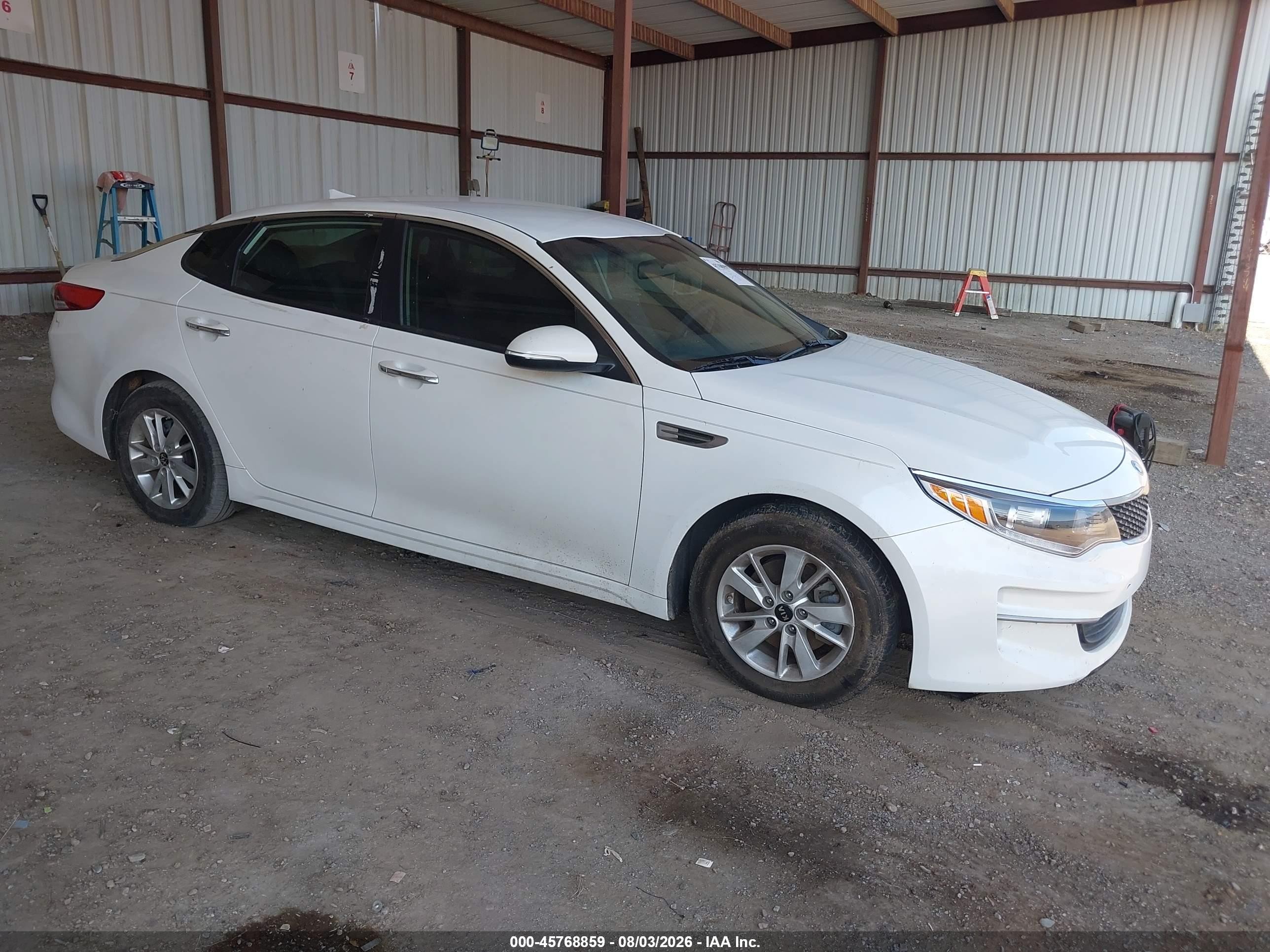 2016 Kia Optima LX, VIN KNAGT4L34G5083753 — Normal wear
