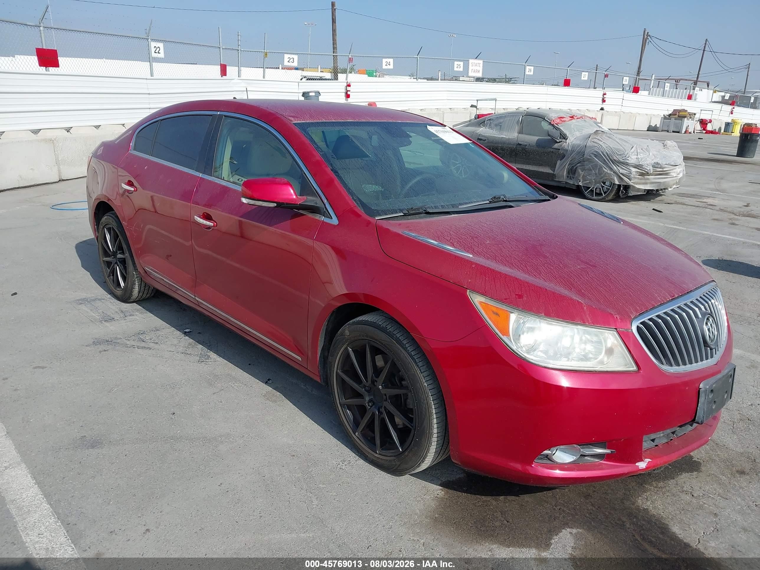 2013 Buick LaCrosse Leather, VIN 1G4GC5E39DF306313 — Rear end