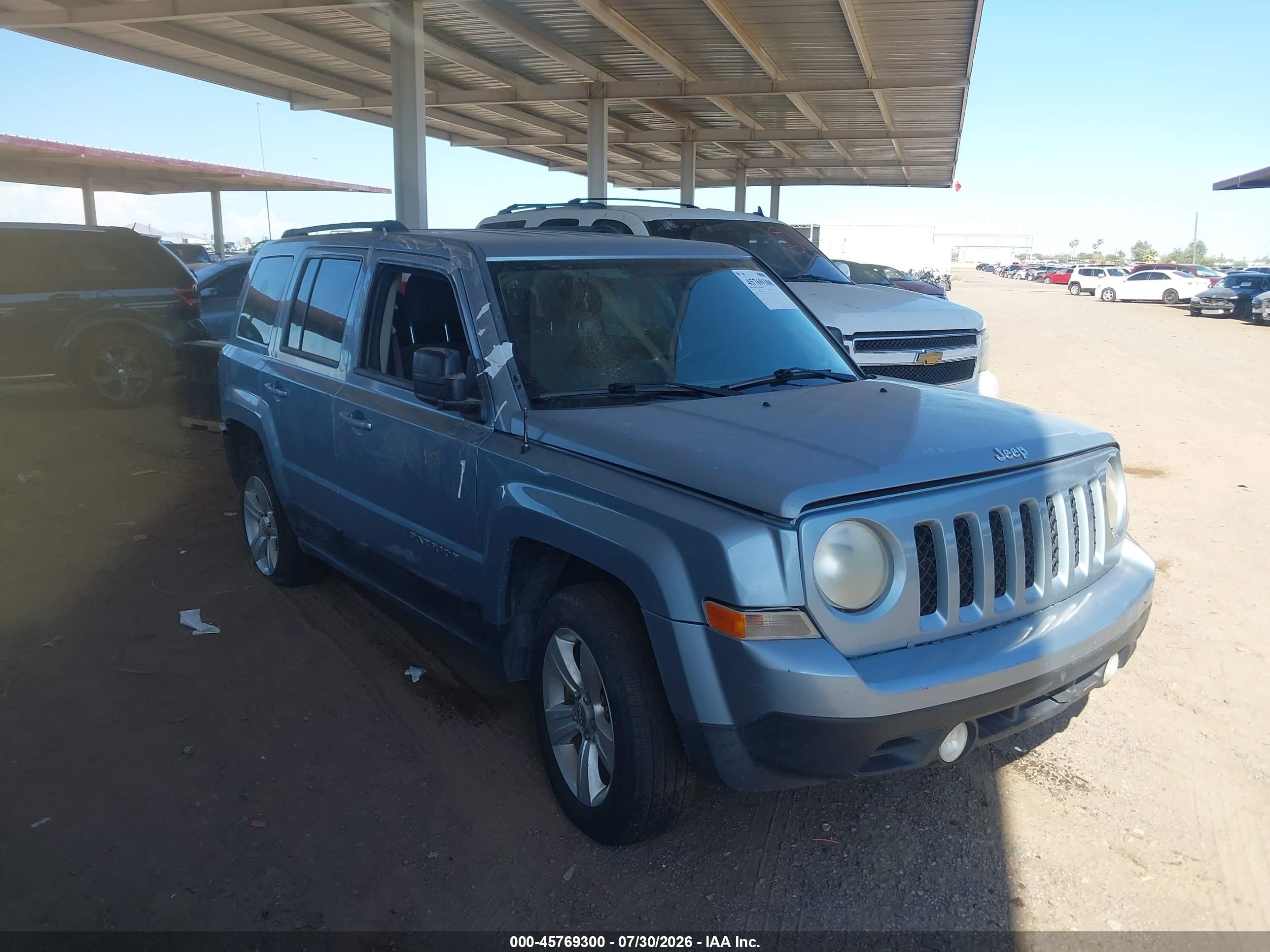 2013 Jeep Patriot Latitude, VIN 1C4NJRFB6DD221956 — Rear end