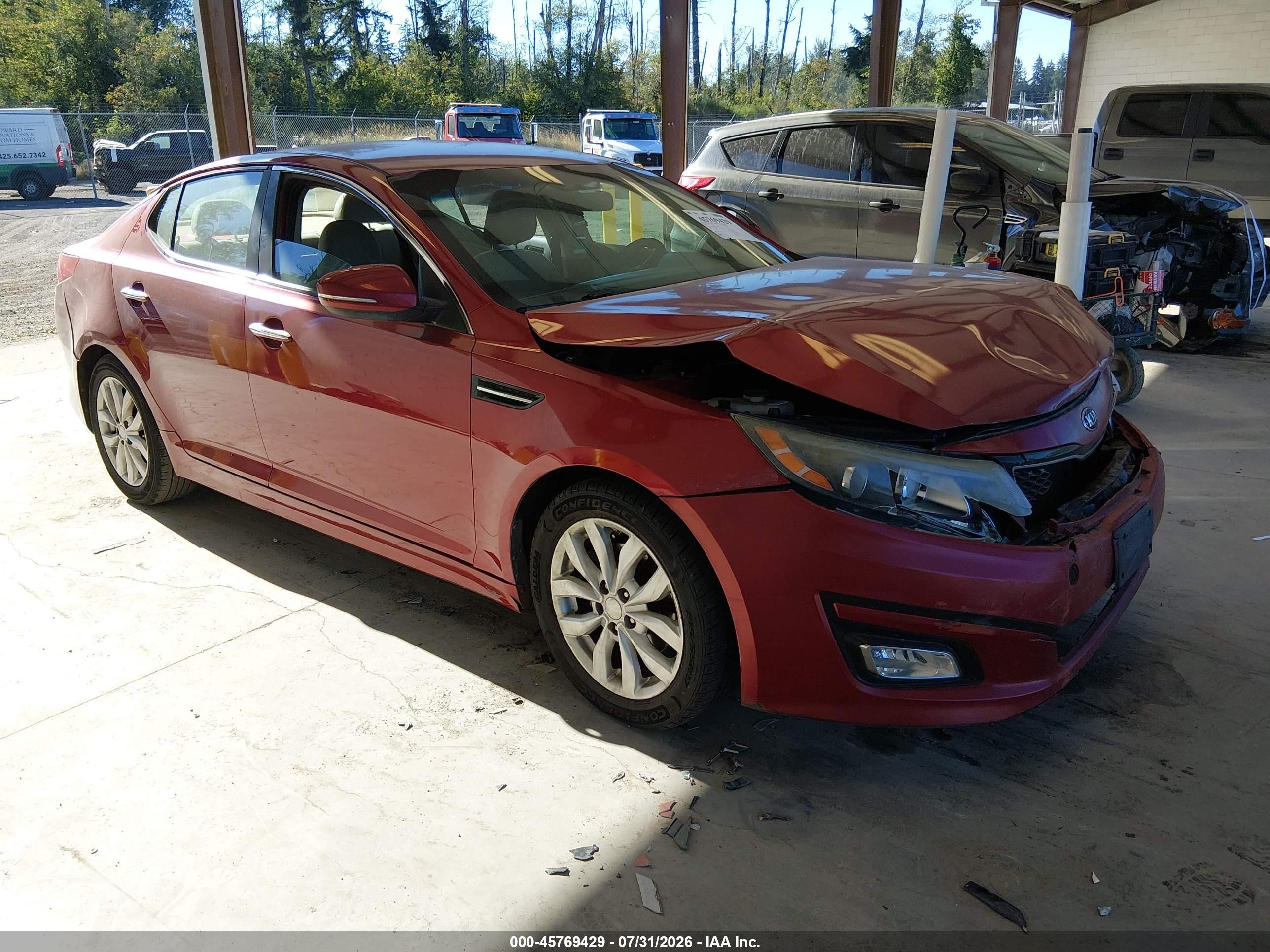2015 Kia Optima LX, VIN 5XXGM4A79FG429683 — Front end