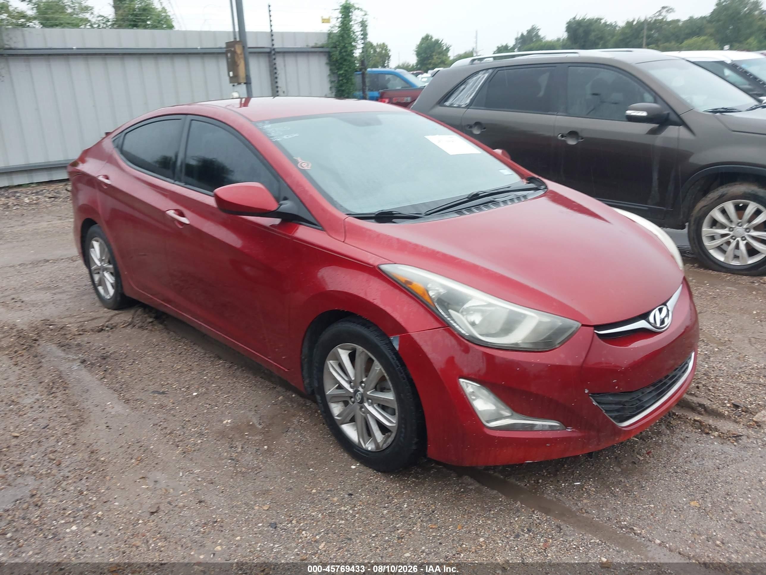 2014 Hyundai Elantra SE, VIN 5NPDH4AE1EH537160 — Normal wear