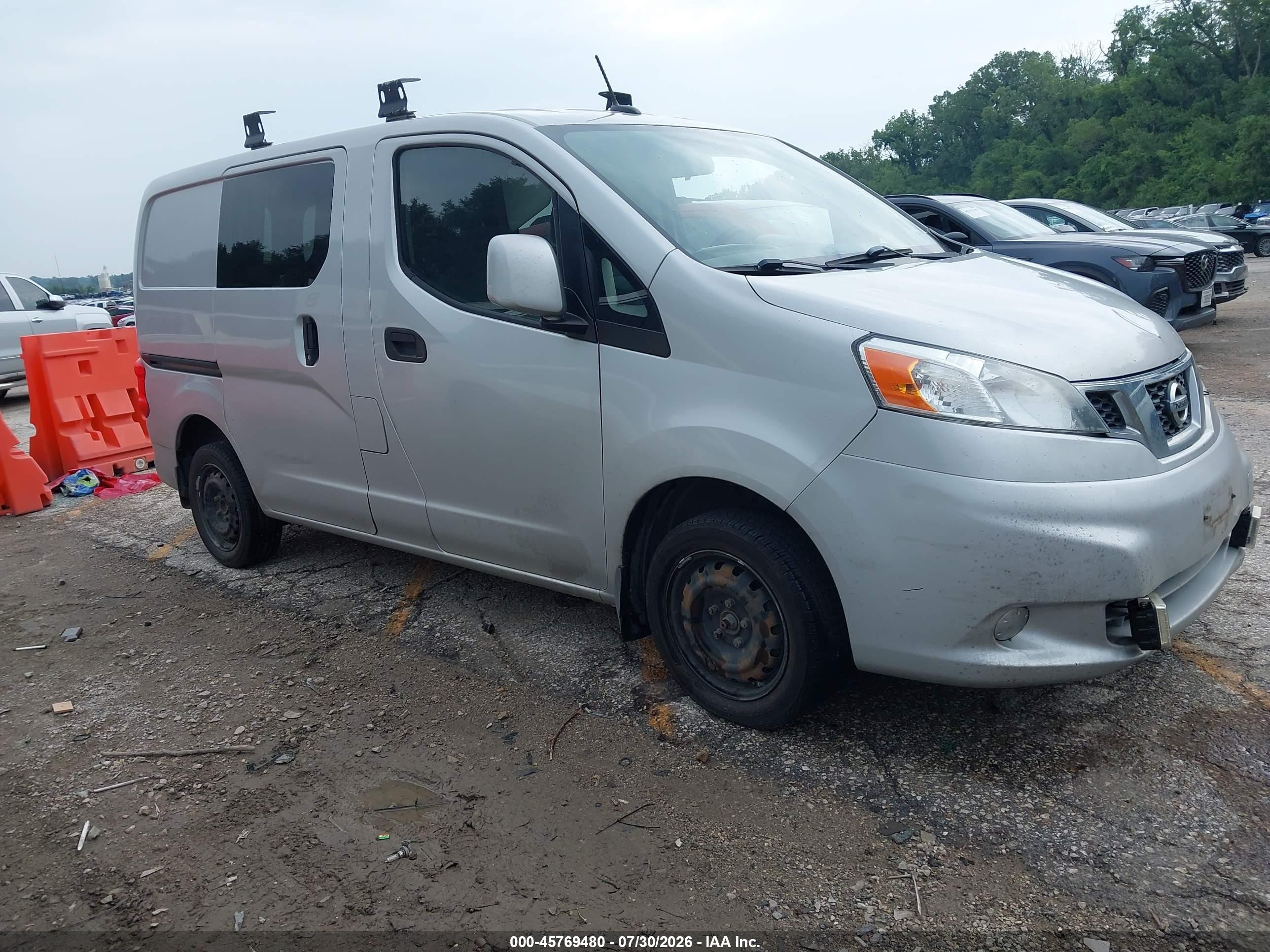 2015 Nissan NV200 S, VIN 3N6CM0KN4FK697116 — Normal wear