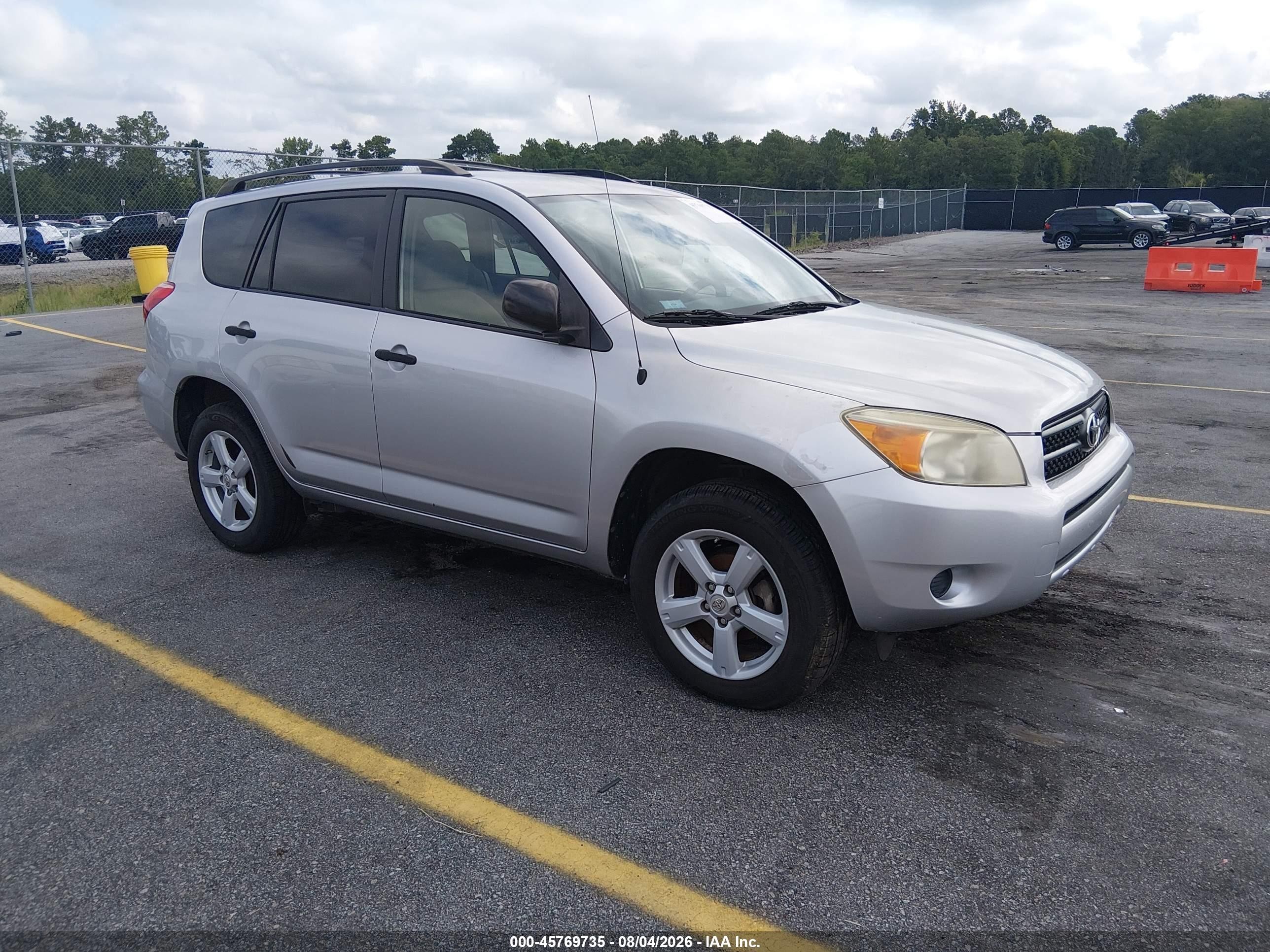 2008 Toyota RAV4, VIN JTMZD33V986072098 — Normal wear