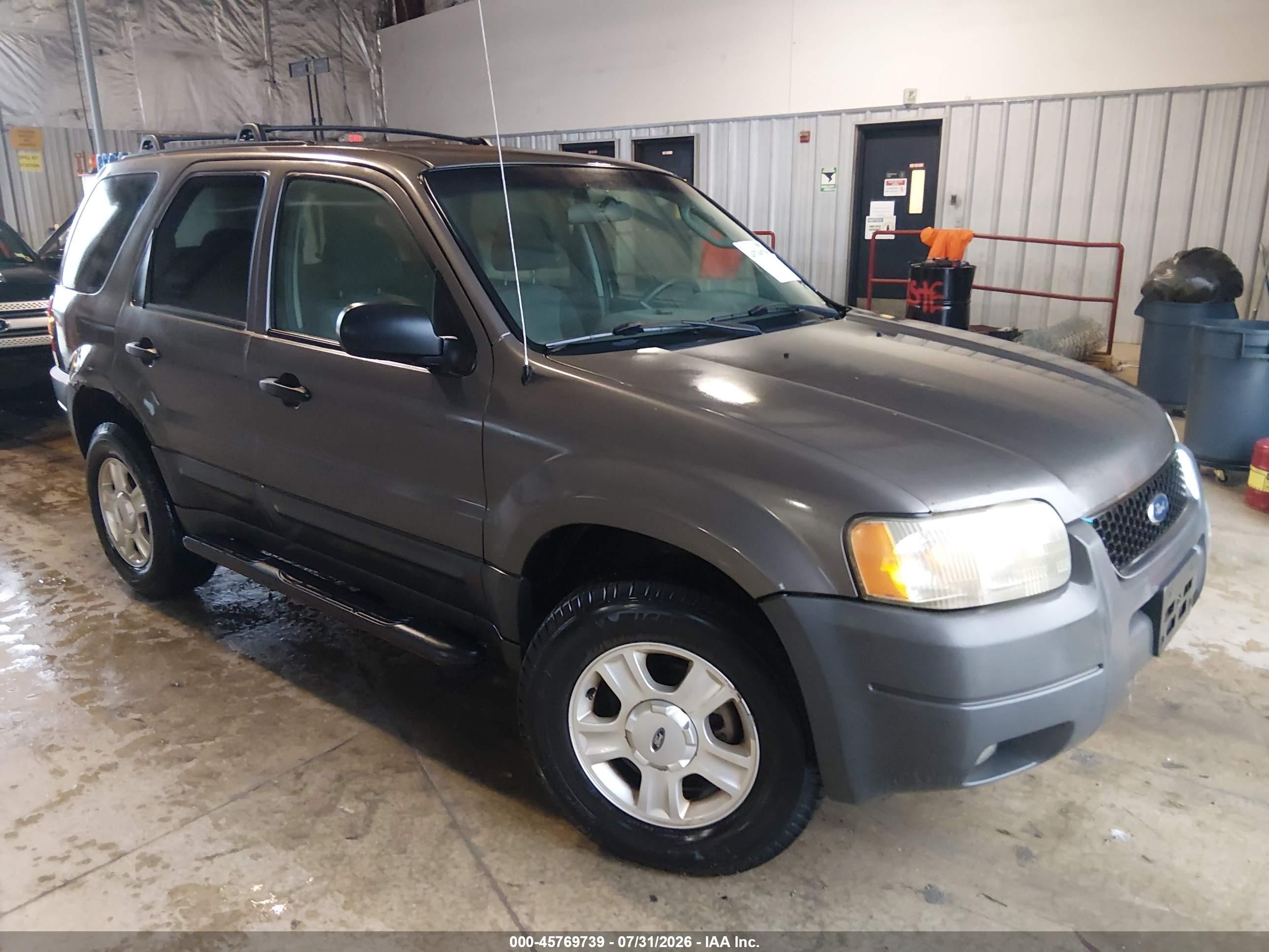 2003 Ford Escape XLT Popular 2, VIN 1FMYU93193KD21457 — Normal wear