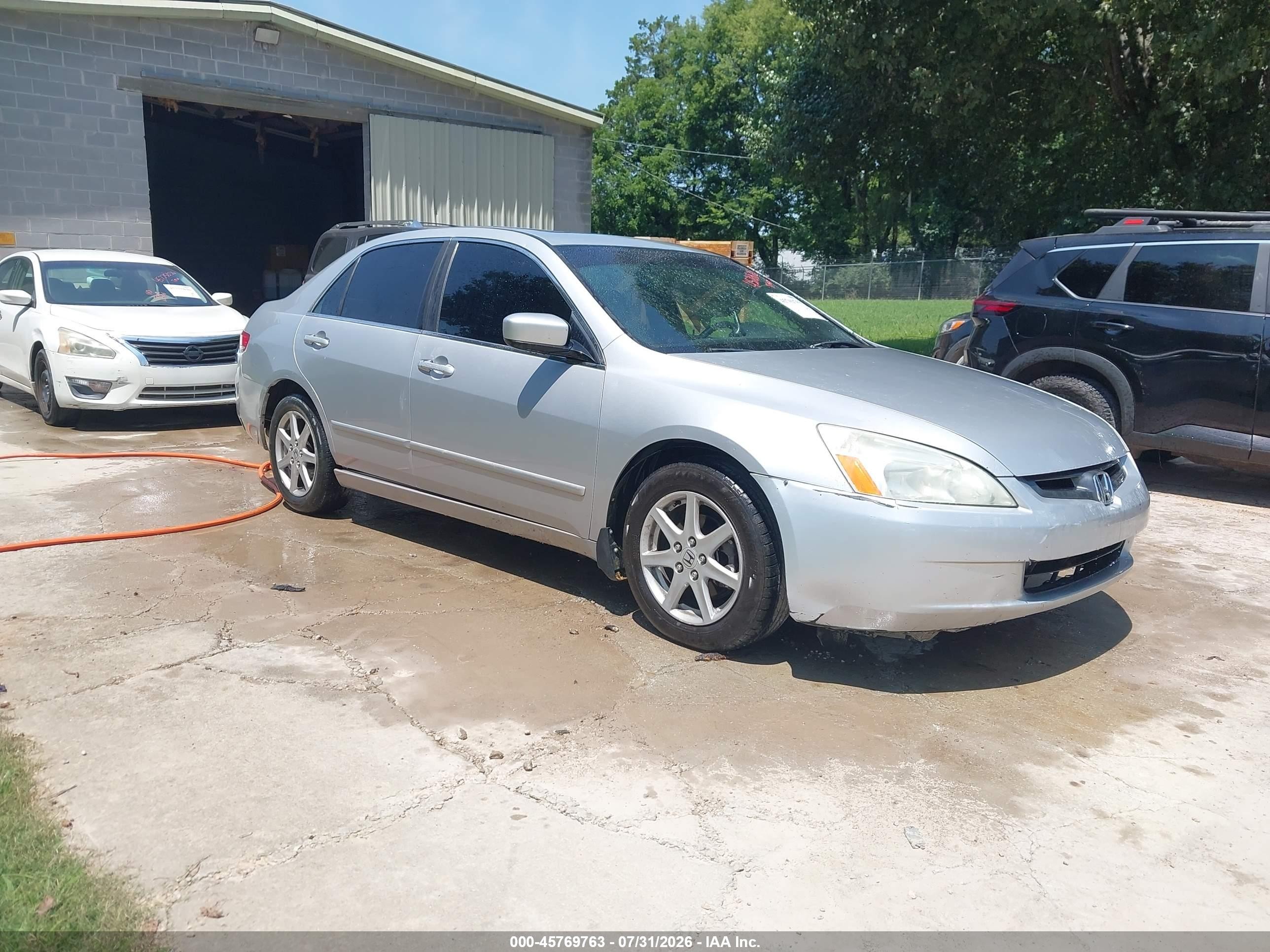 2003 Honda Accord EX, VIN 1HGCM66503A035600 — Normal wear