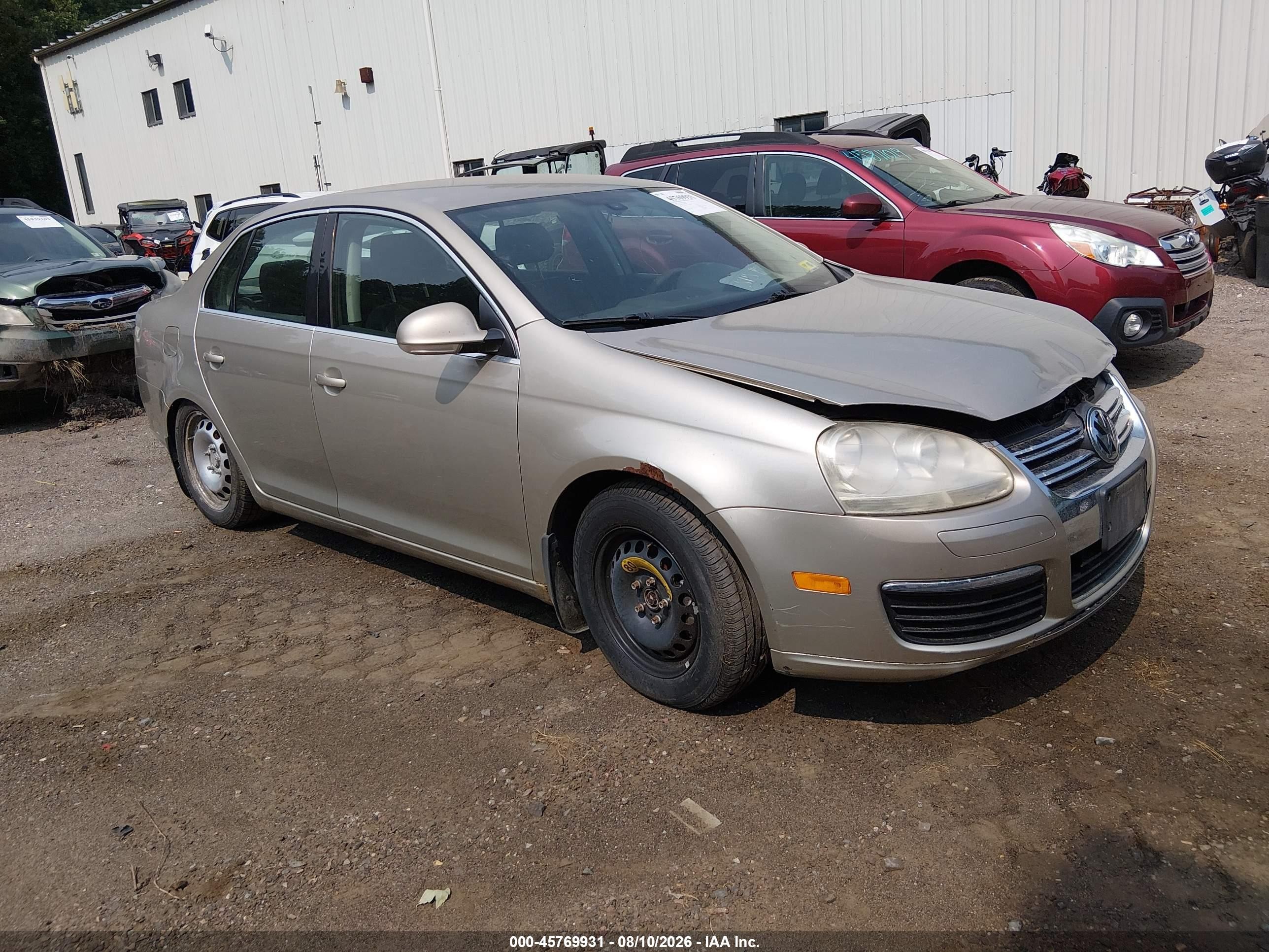 2005 Volkswagen Jetta 2.5L, VIN 3VWRF71K25M640999 — Normal wear