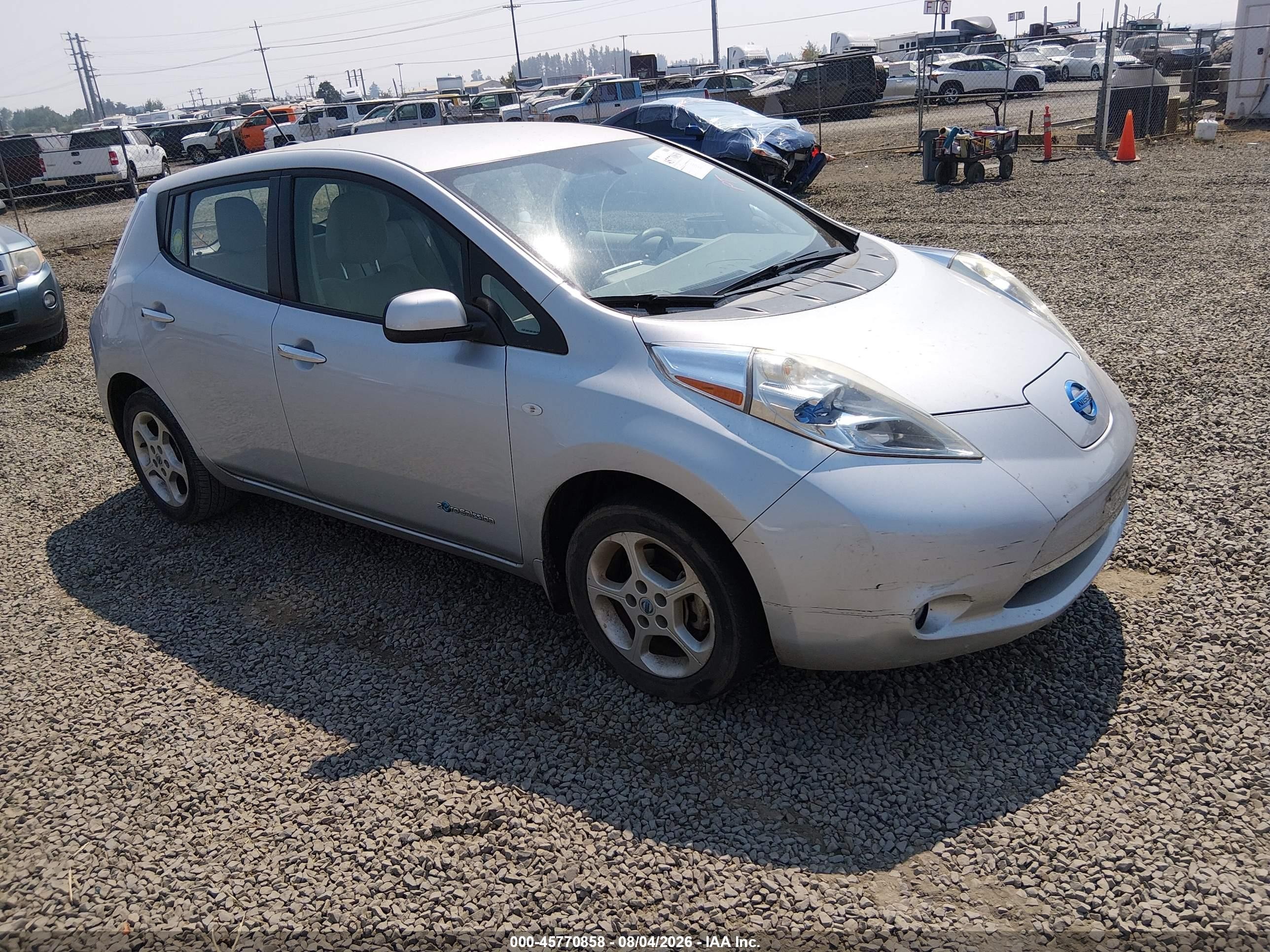 2011 Nissan LEAF SL, VIN JN1AZ0CP7BT001105 — Обычный износ