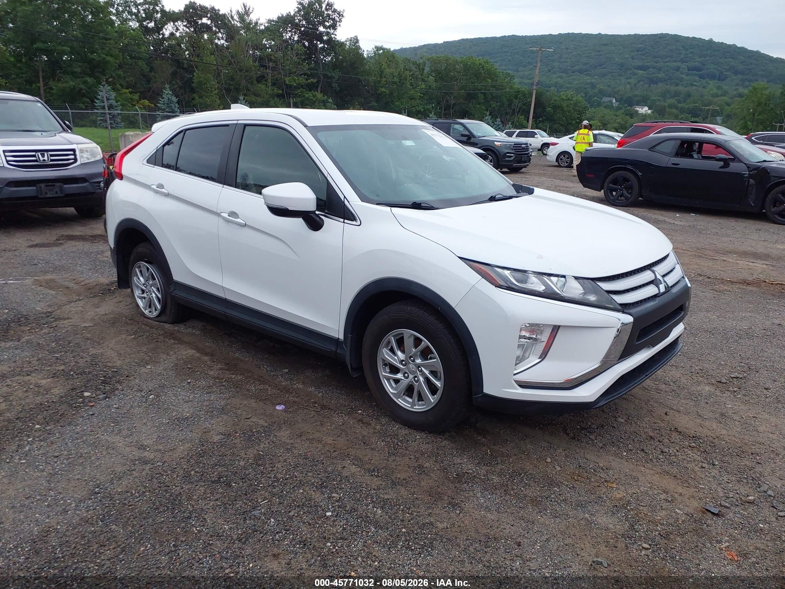 2018 Mitsubishi Eclipse Cross ES, VIN JA4AS3AA4JZ049183 — Normal wear