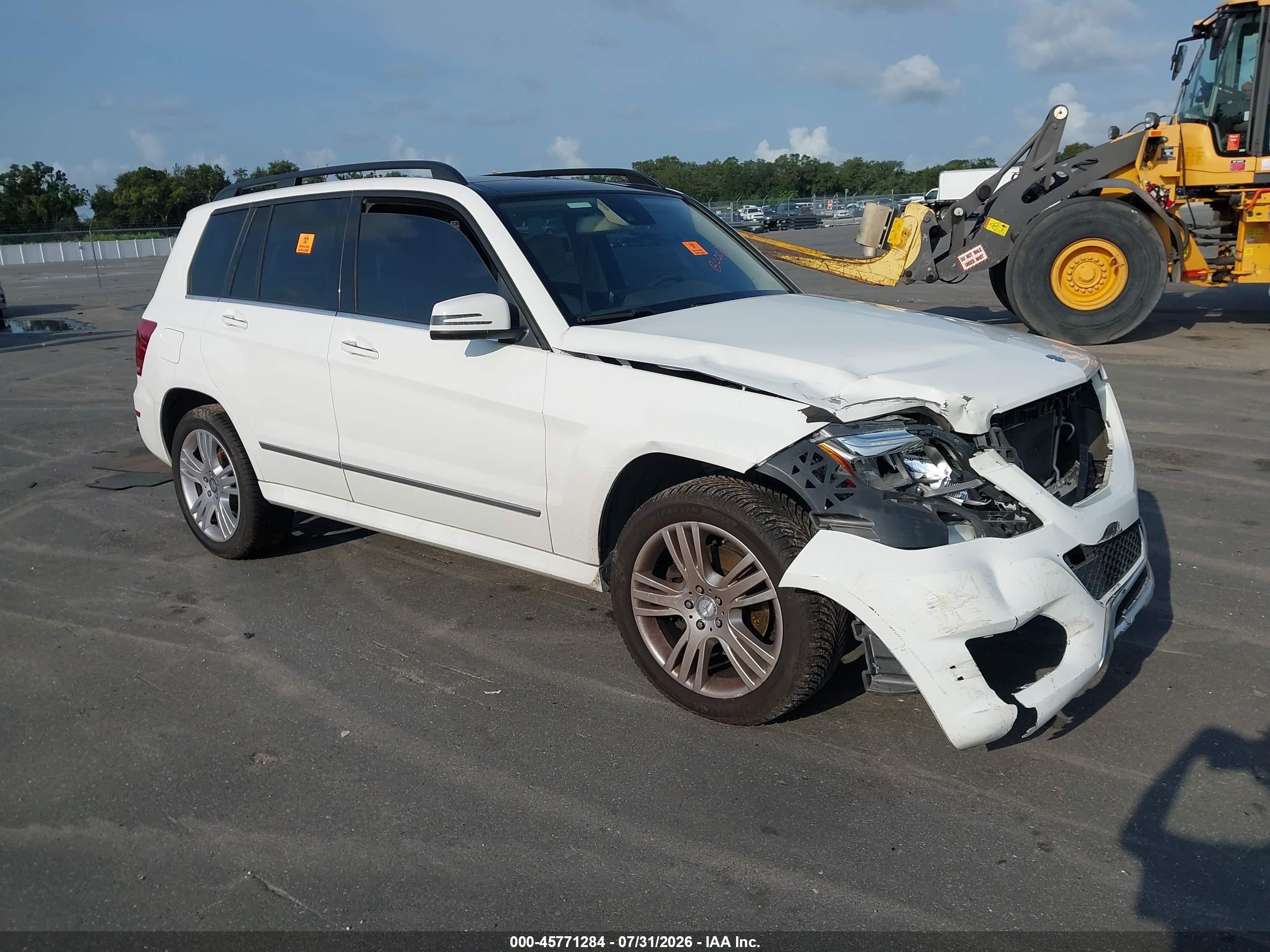 2015 Mercedes-Benz GLK 350, VIN WDCGG5HB9FG439494 — Biohazard / chemical