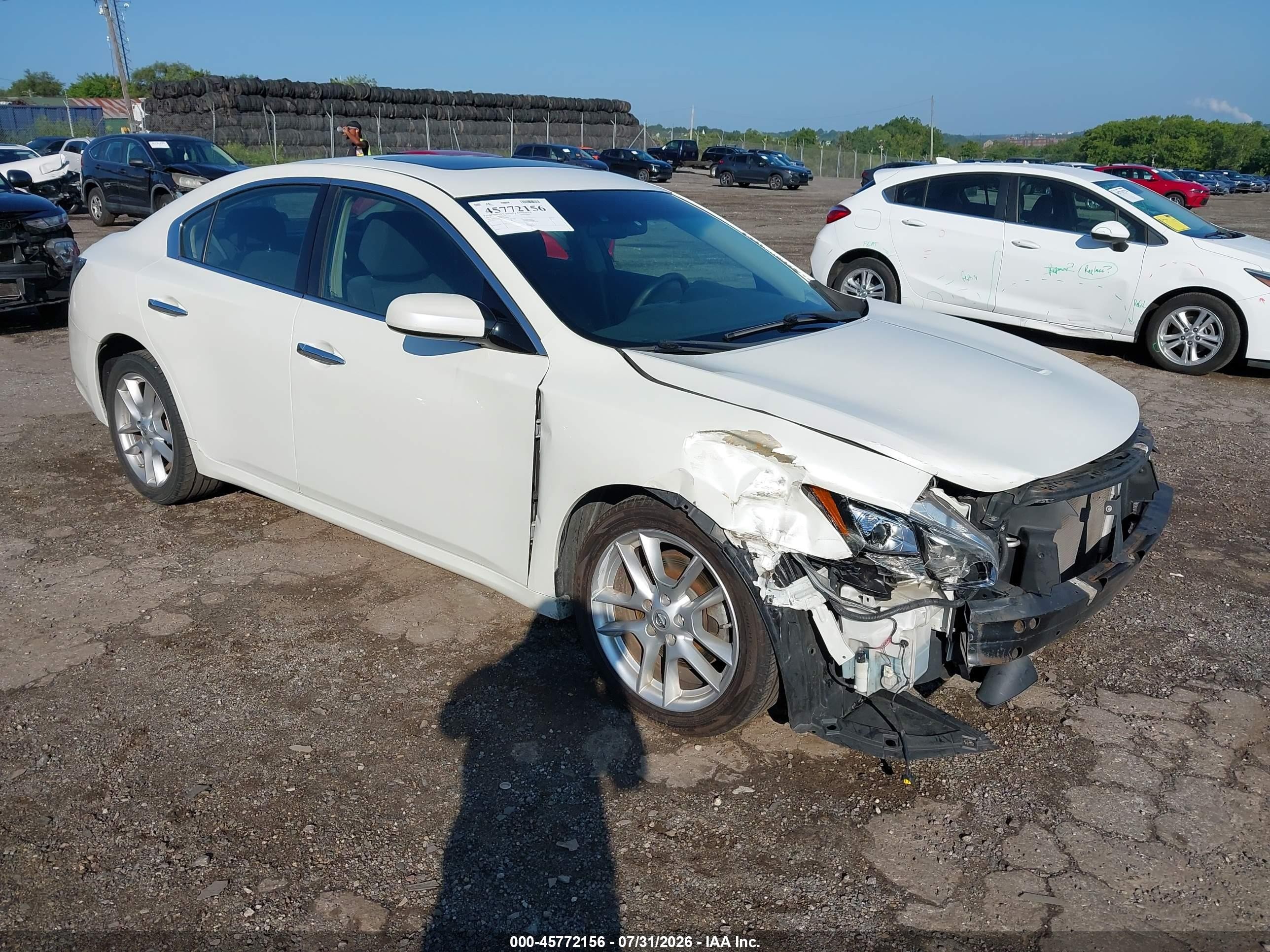 2014 Nissan Maxima SV, VIN 1N4AA5AP0EC454612 — Перед