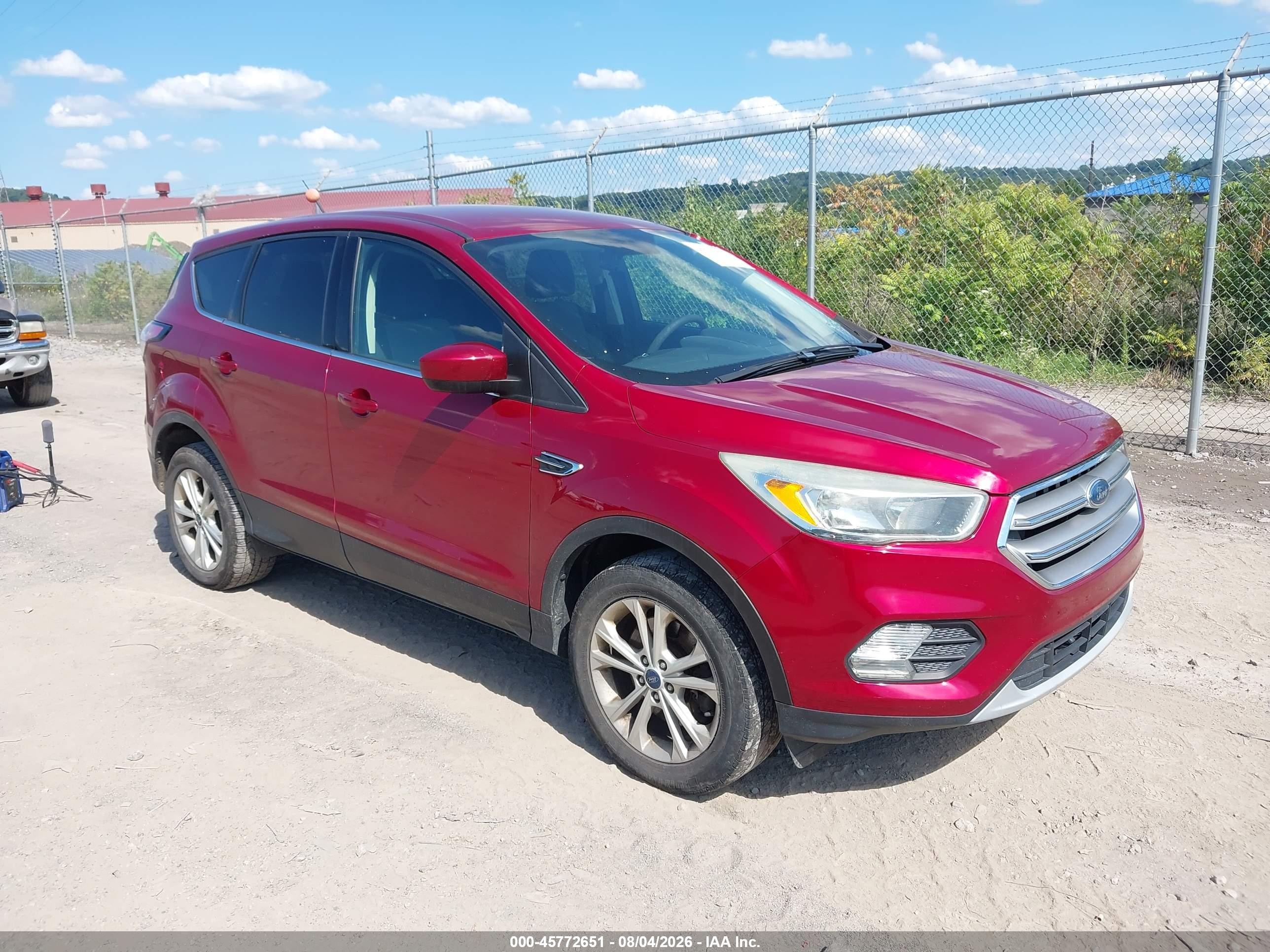2017 Ford Escape SE, VIN 1FMCU9GD3HUD06415 — Rear end