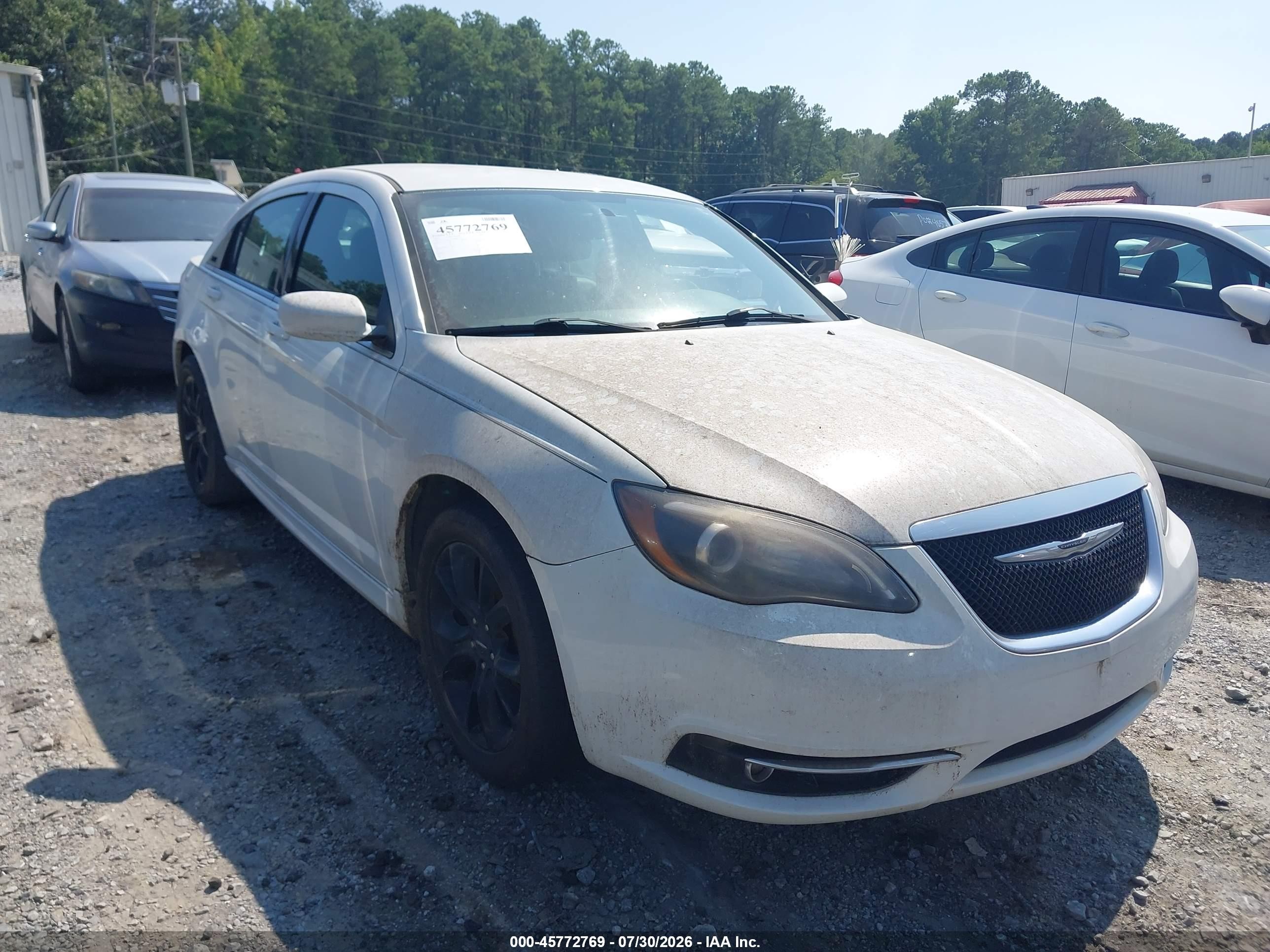 2014 Chrysler 200 Limited, VIN 1C3CCBCG2EN186311 — Обычный износ