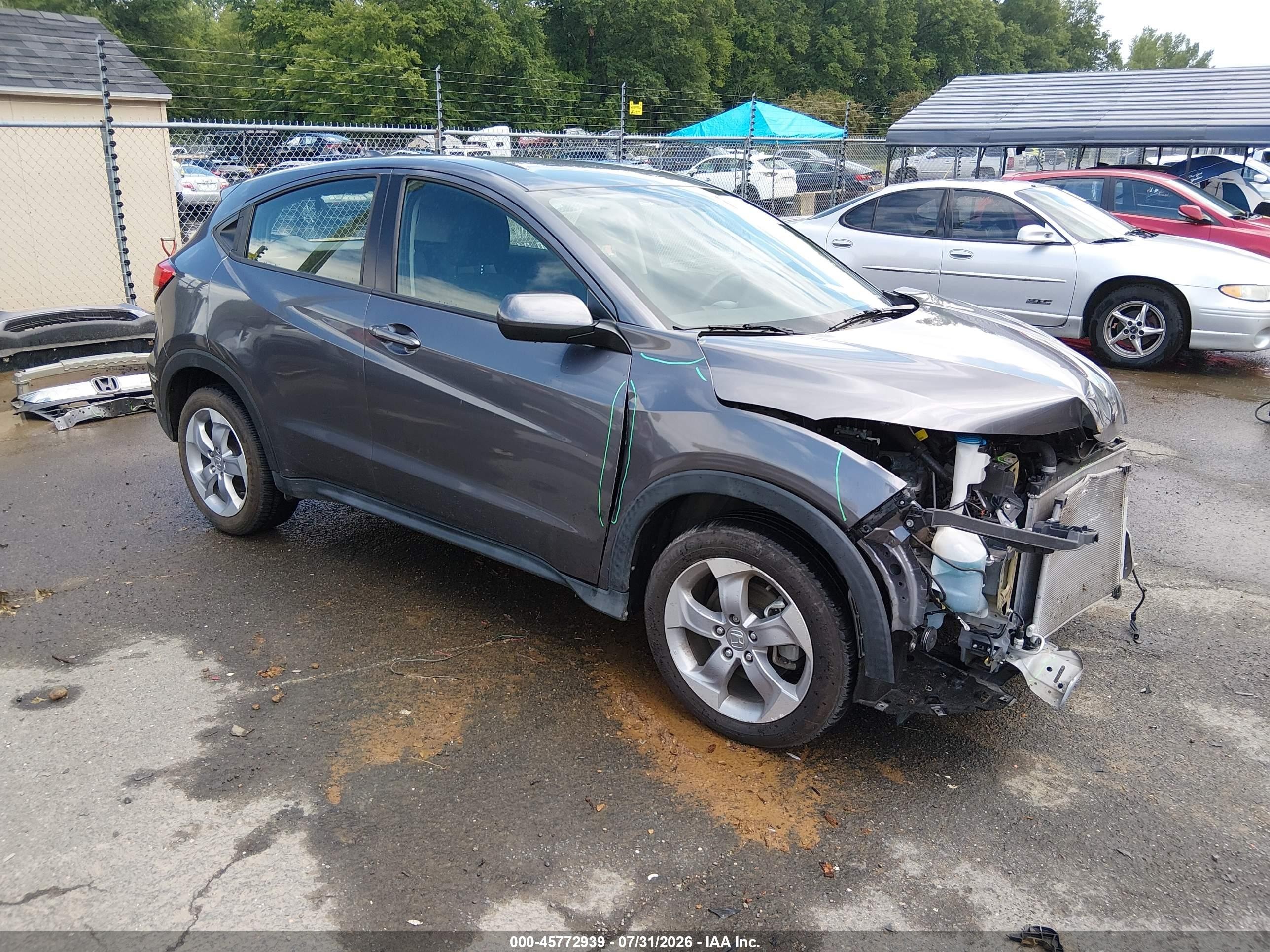 2019 Honda HR-V LX, VIN 3CZRU6H34KM728833 — Front end