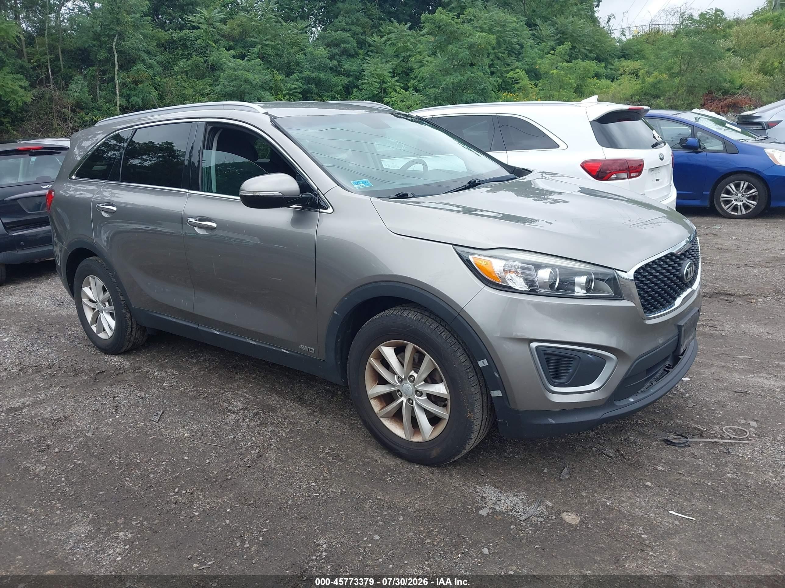 2017 Kia Sorento LX, VIN 5XYPGDA38HG239246 — Normal wear