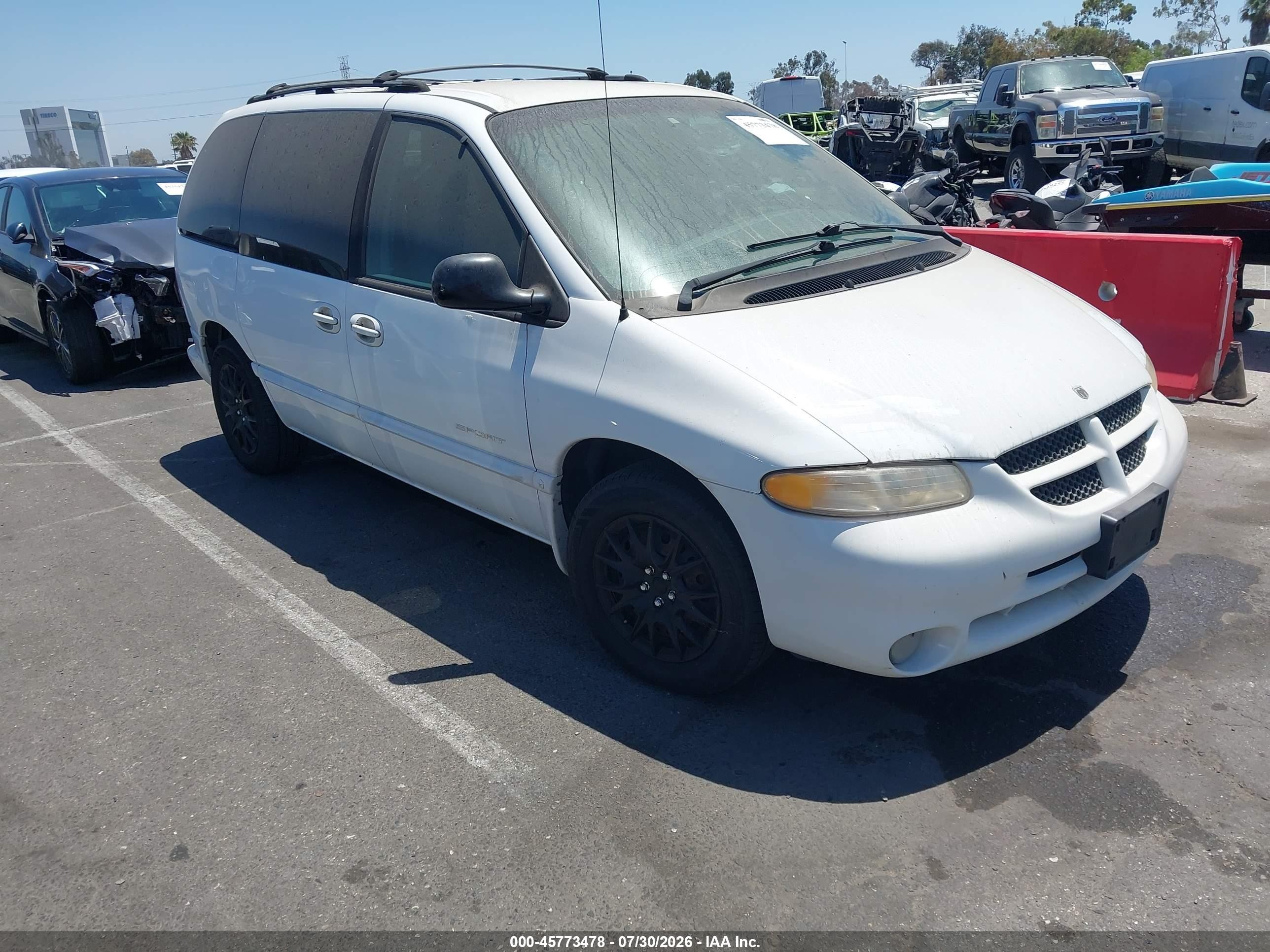2000 Dodge Caravan SE, VIN 2B4GP45R2YR714137 — Обычный износ