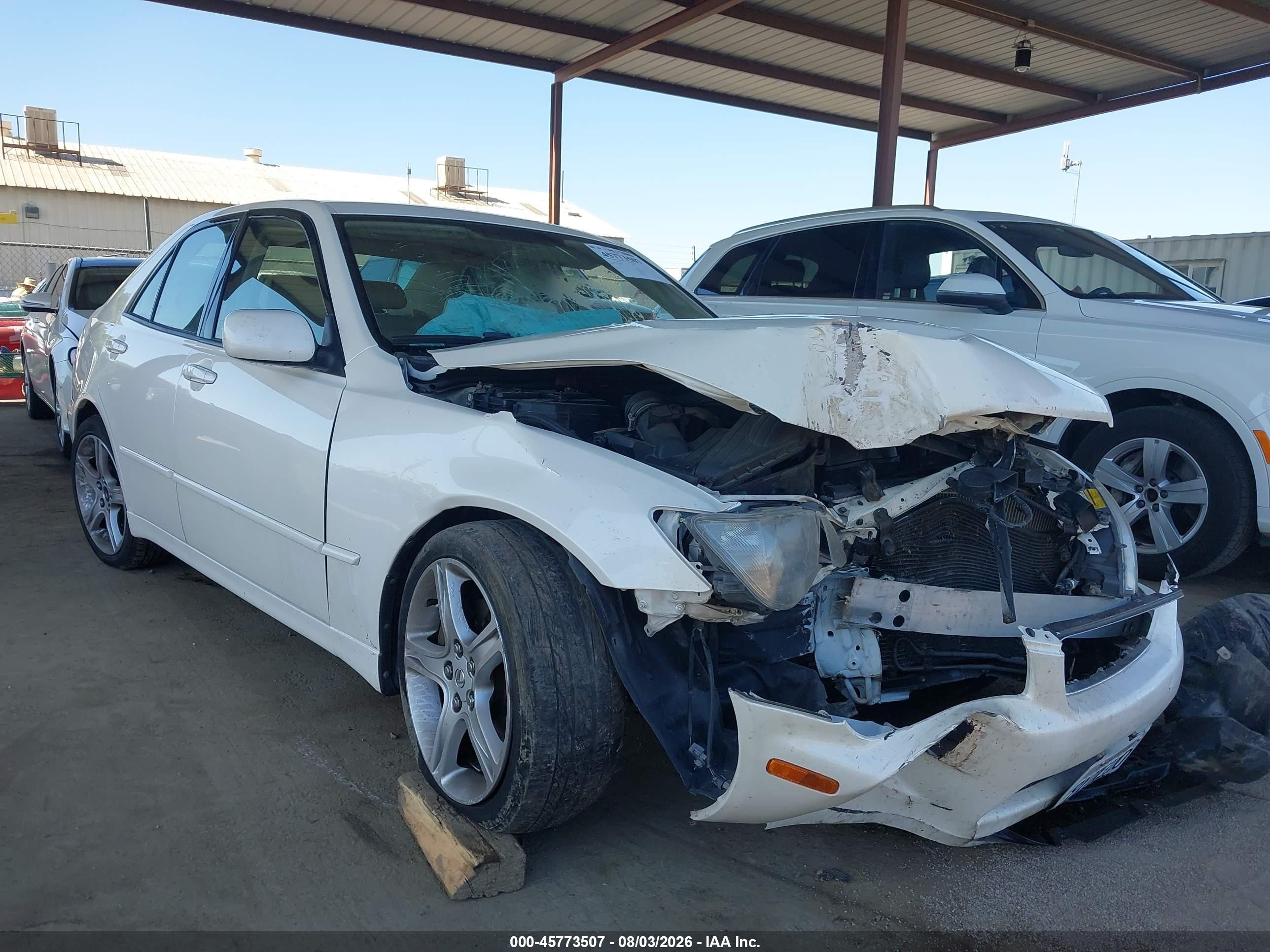 2004 Lexus IS 300/350, VIN JTHBD192140087337 — Front end