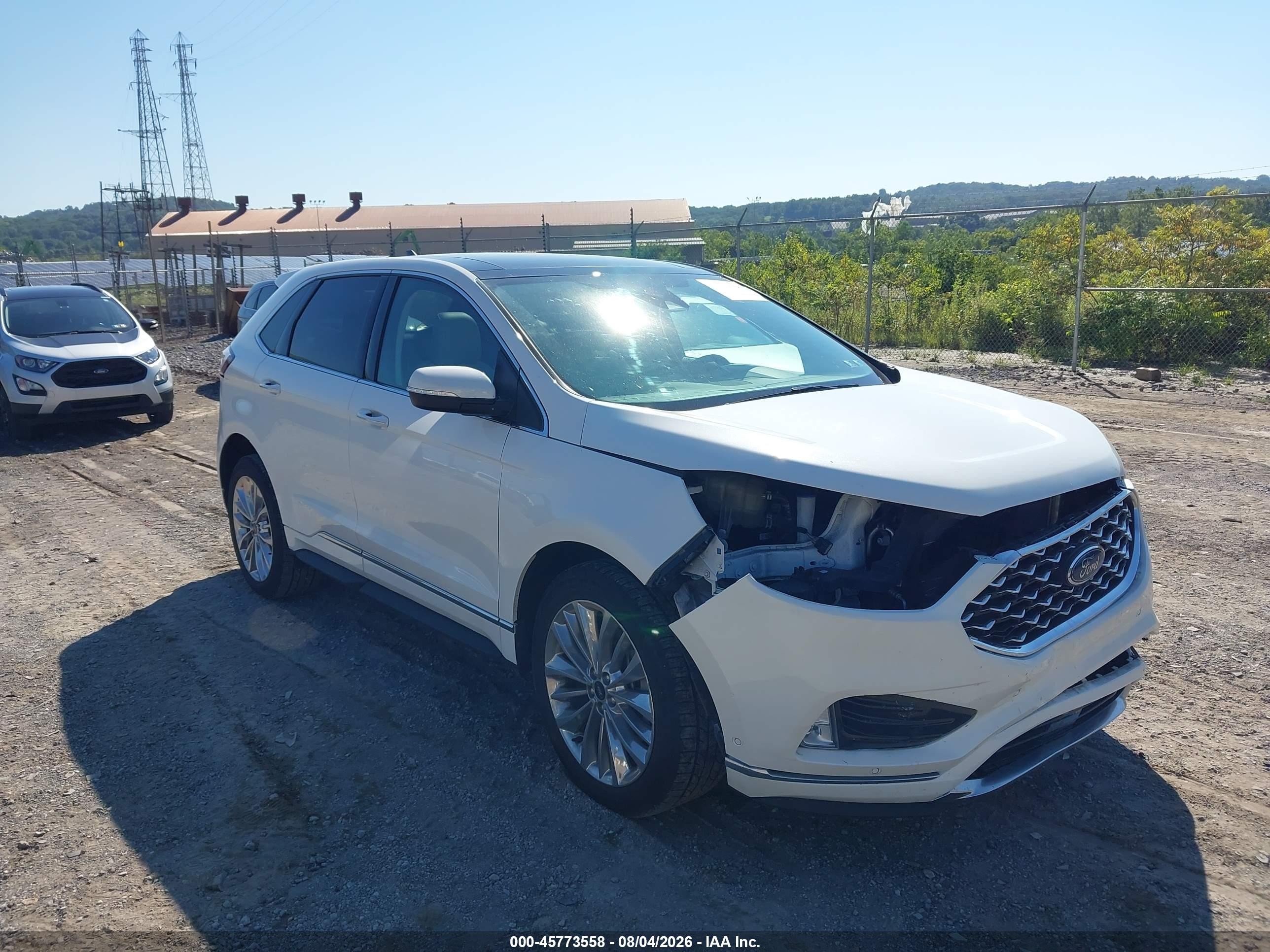 2022 Ford Edge Titanium, VIN 2FMPK4K94NBA85549 — Front end
