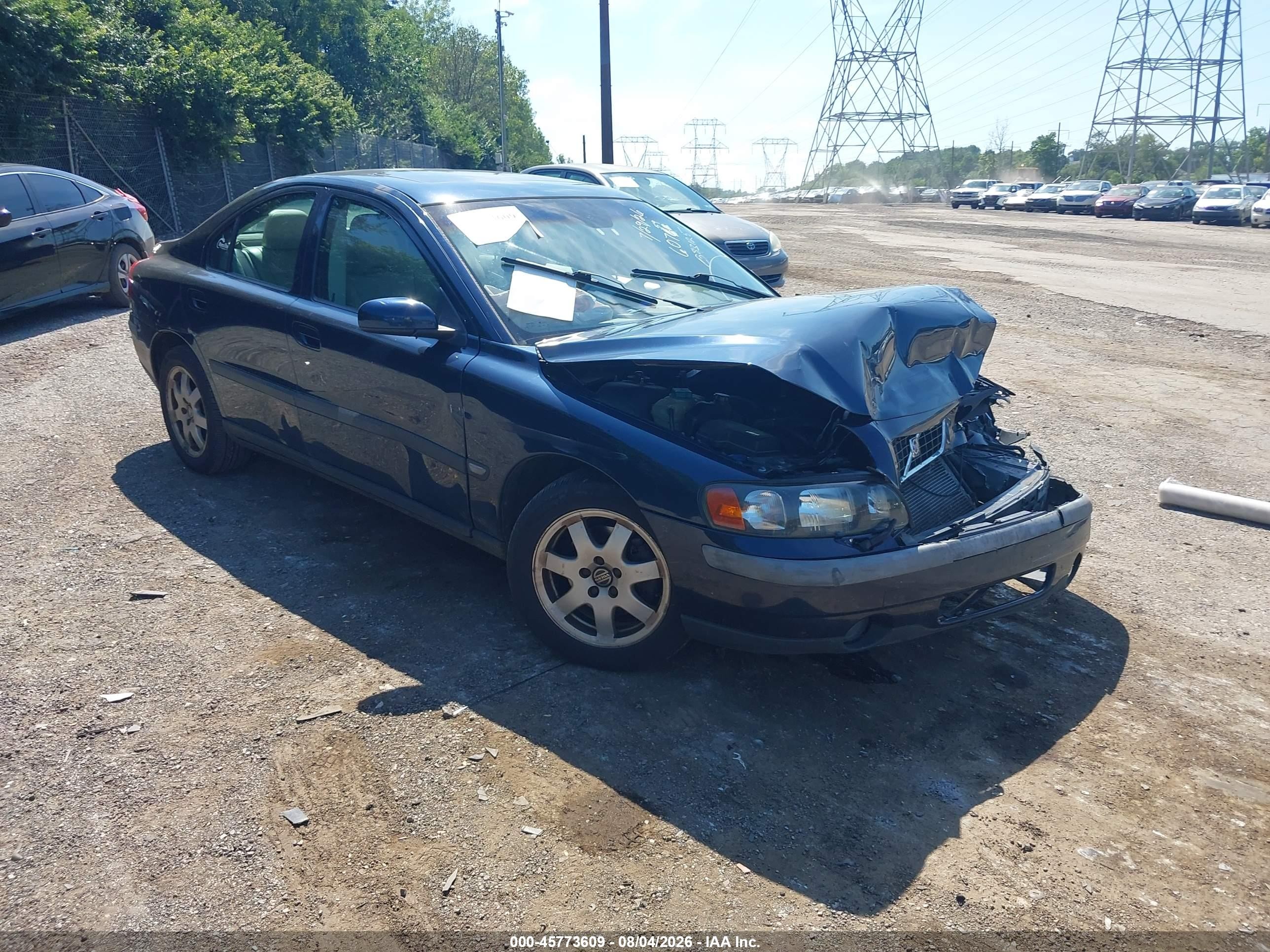 2004 Volvo S60, VIN YV1RS59V142383125 — Перед