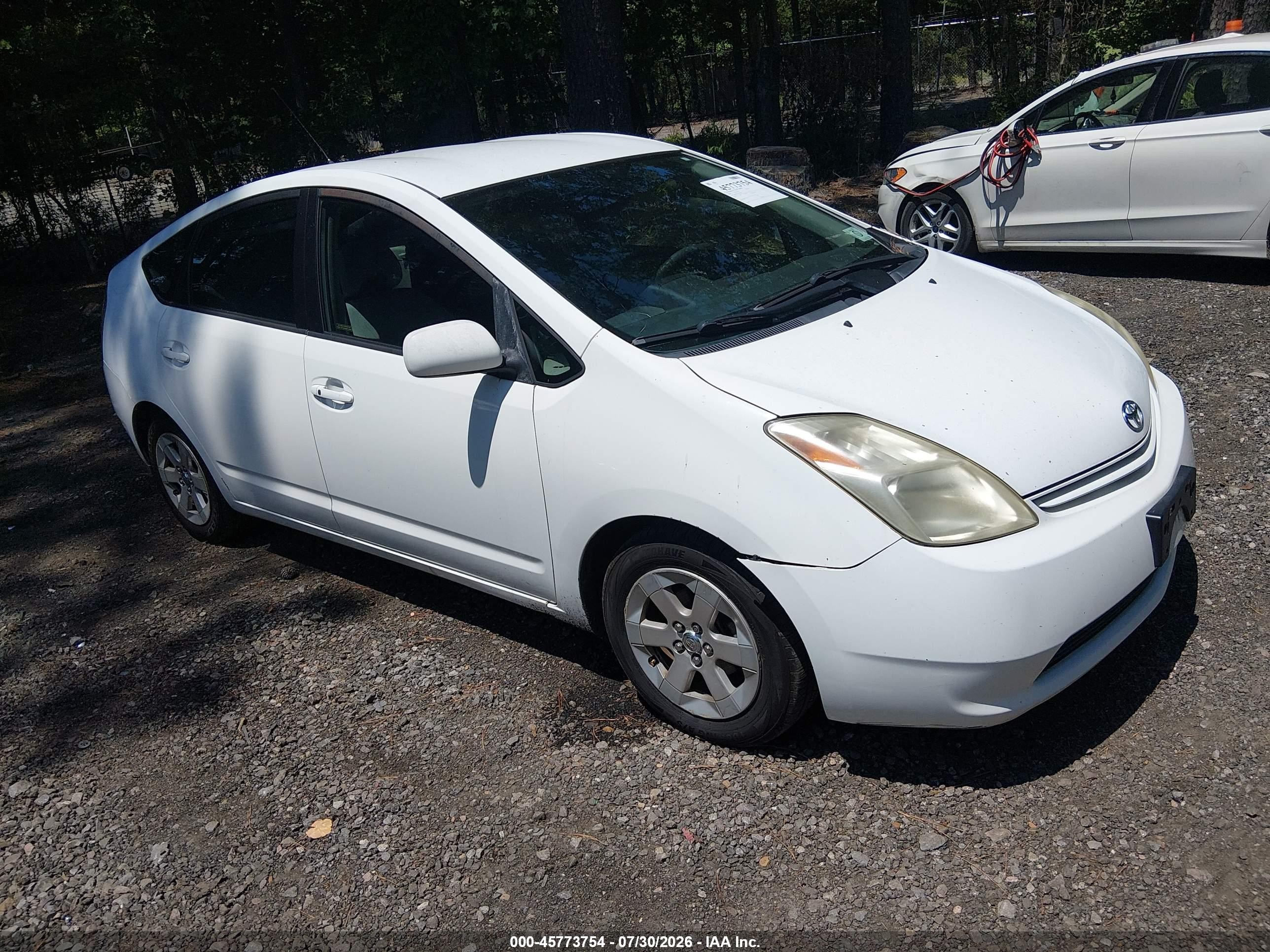 2004 Toyota Prius, VIN JTDKB22U440024418 — Normal wear