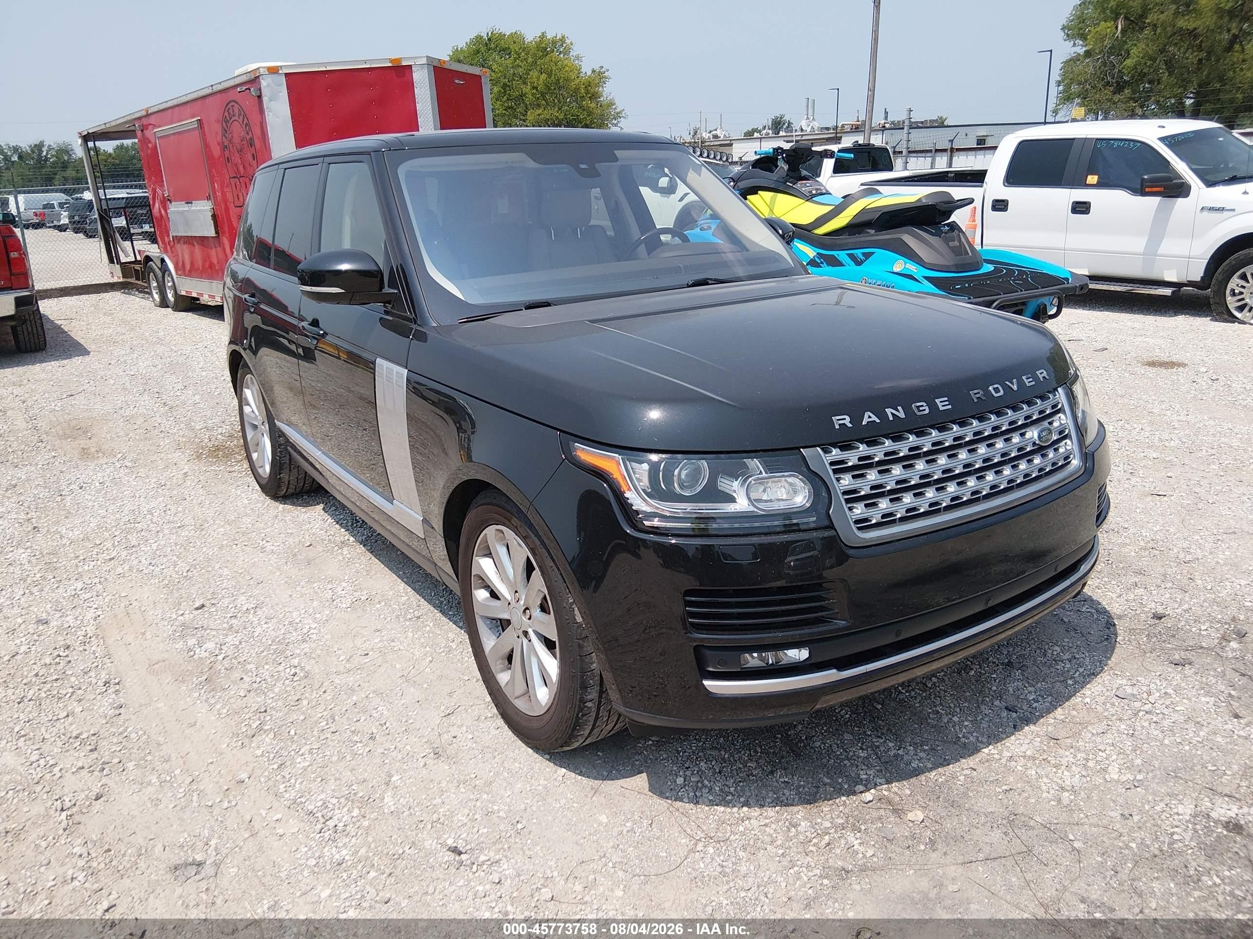 2016 Land Rover Range Rover HSE, VIN SALGS2VF6GA268789 — Normal wear