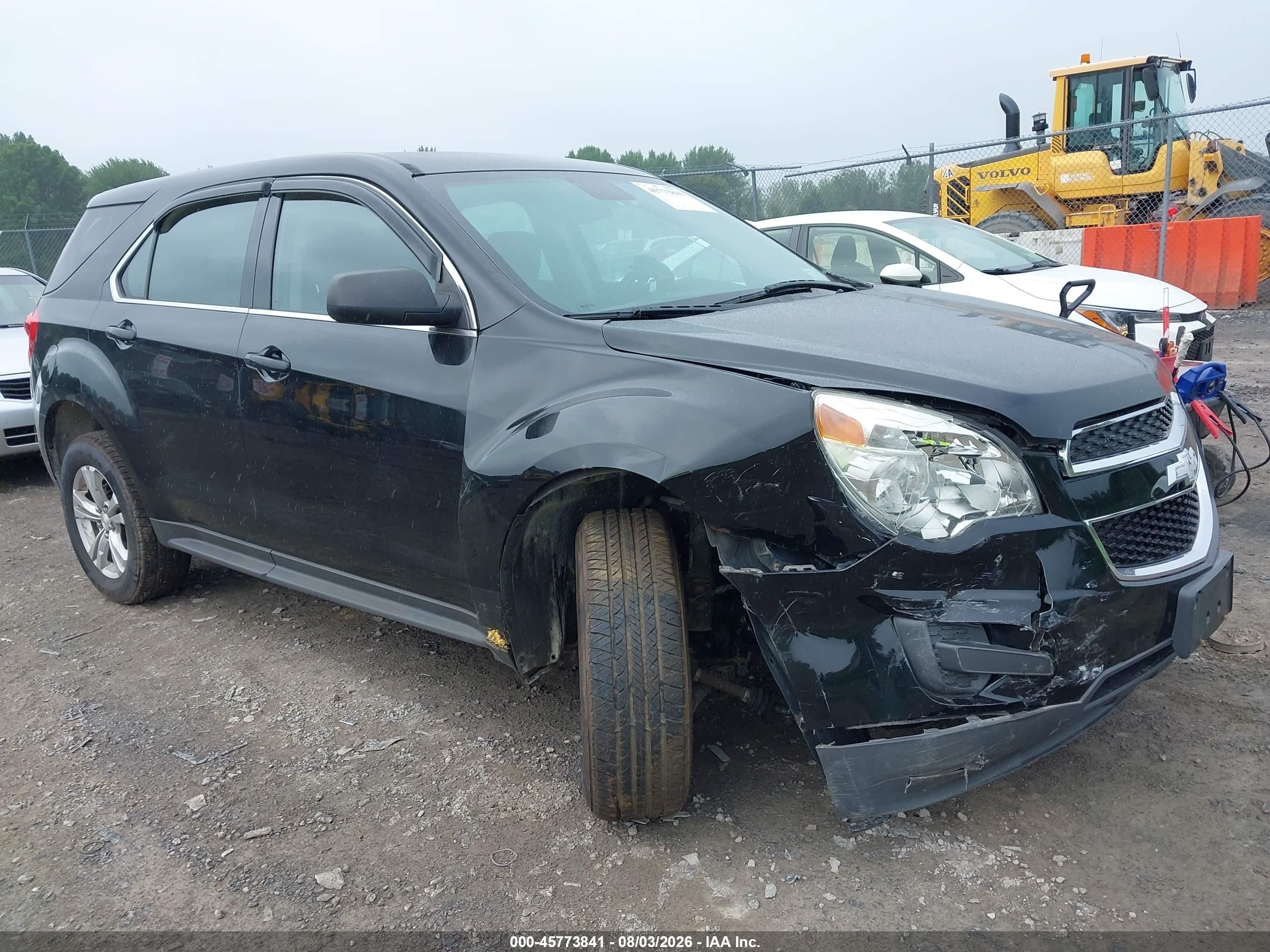 2014 Chevrolet Equinox LS, VIN 2GNFLEEK1E6153386 — Front end