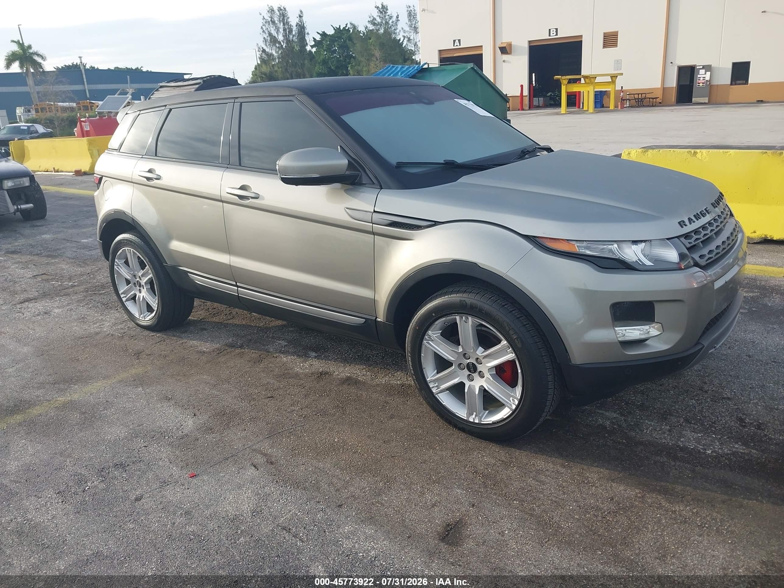 2012 Land Rover Range Rover Evoque Pure Premium, VIN SALVR2BG7CH618352 — Normal wear