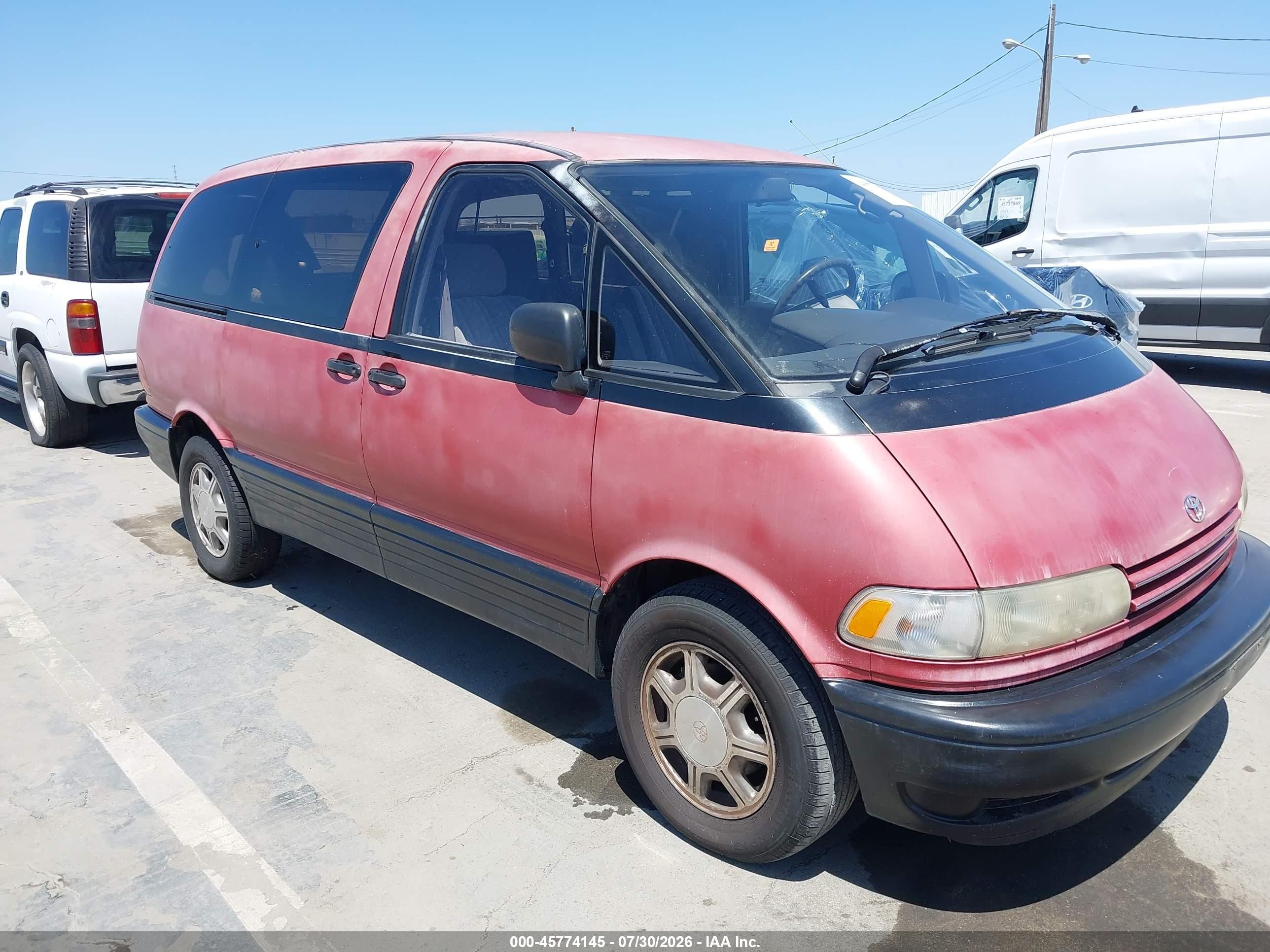 1994 Toyota Previa LE, VIN JT3AC12R4R1134468 — Normal wear
