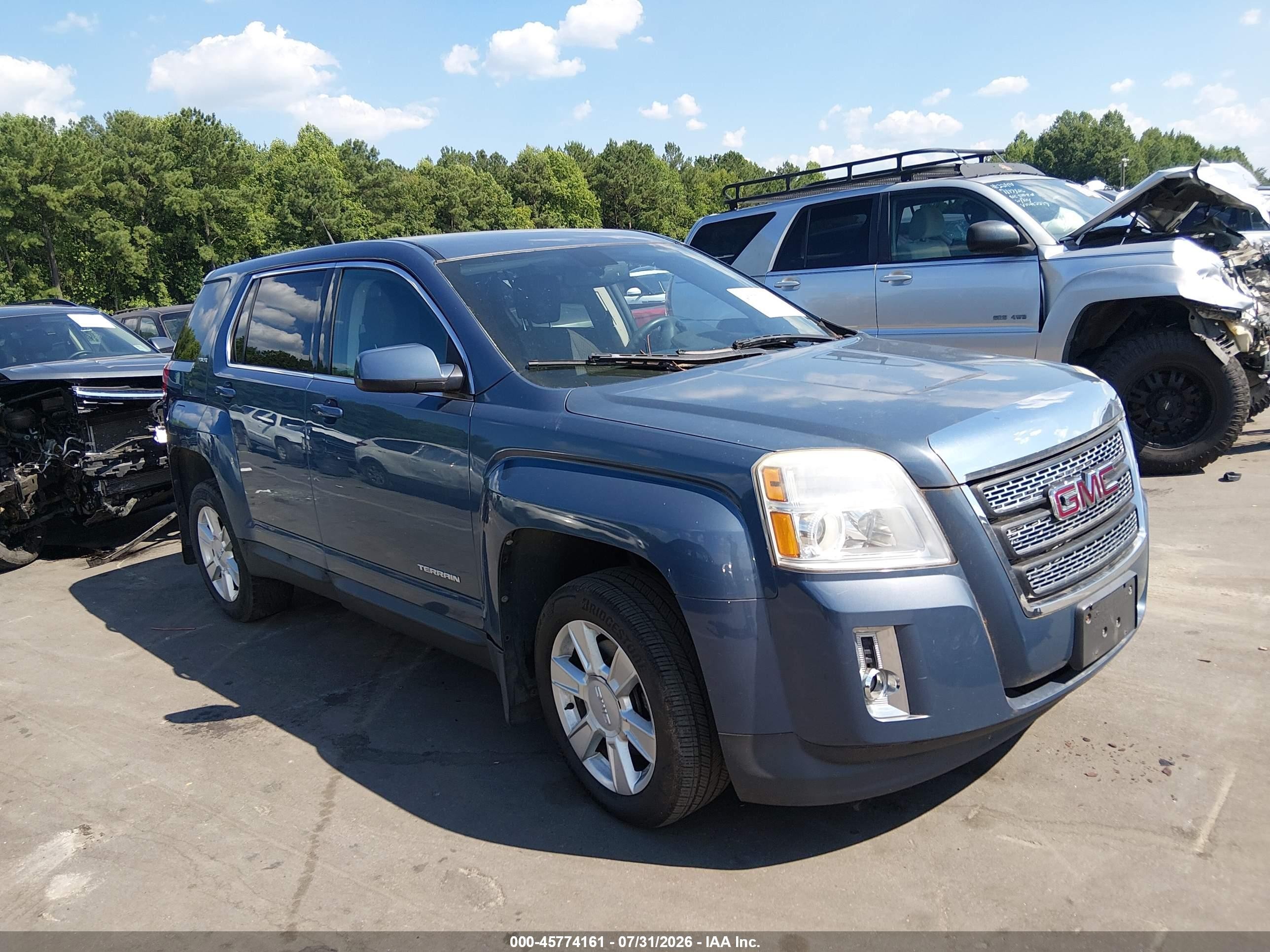 2011 GMC Terrain SLE-1, VIN 2CTFLREC2B6369871 — Normal wear