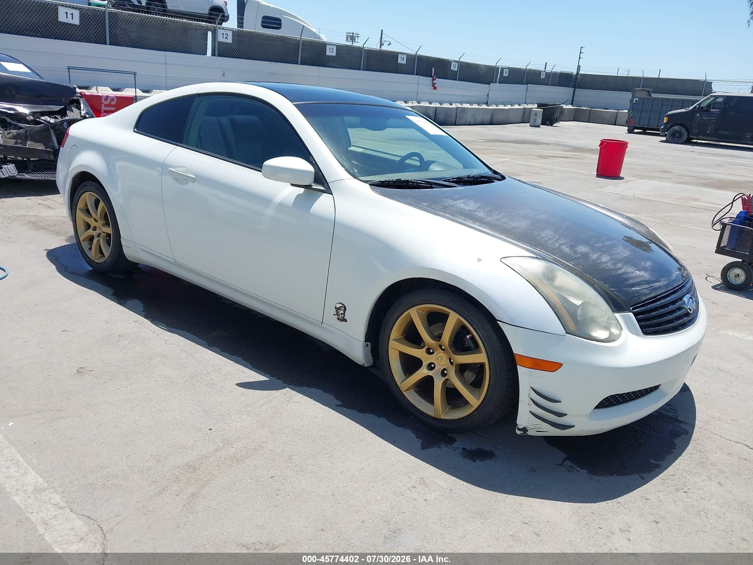 2004 Infiniti G35 w/Leather, VIN JNKCV54E44M828325 — Normal wear
