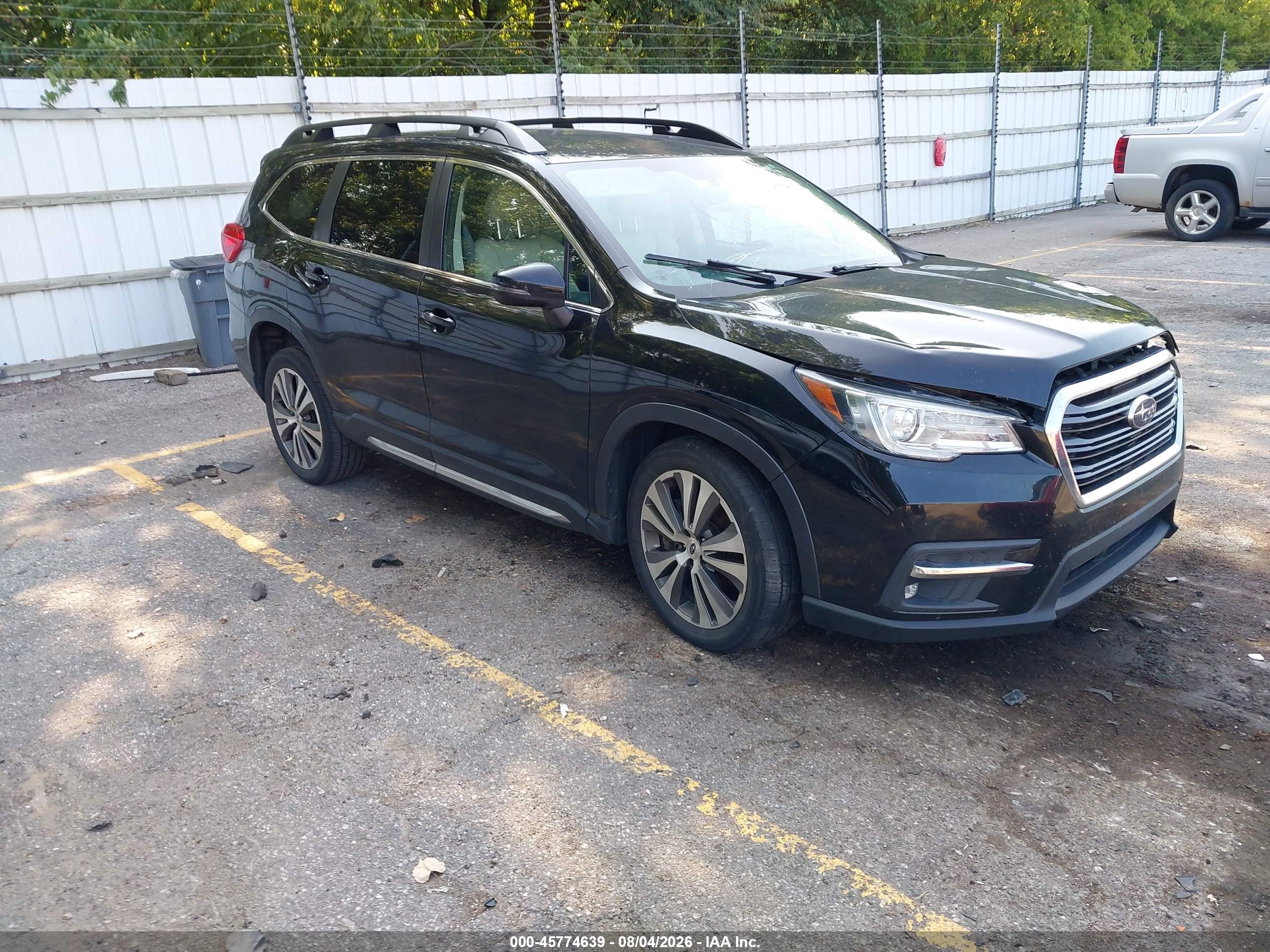 2022 Subaru Ascent Limited, VIN 4S4WMAMD7N3409552 — Бок