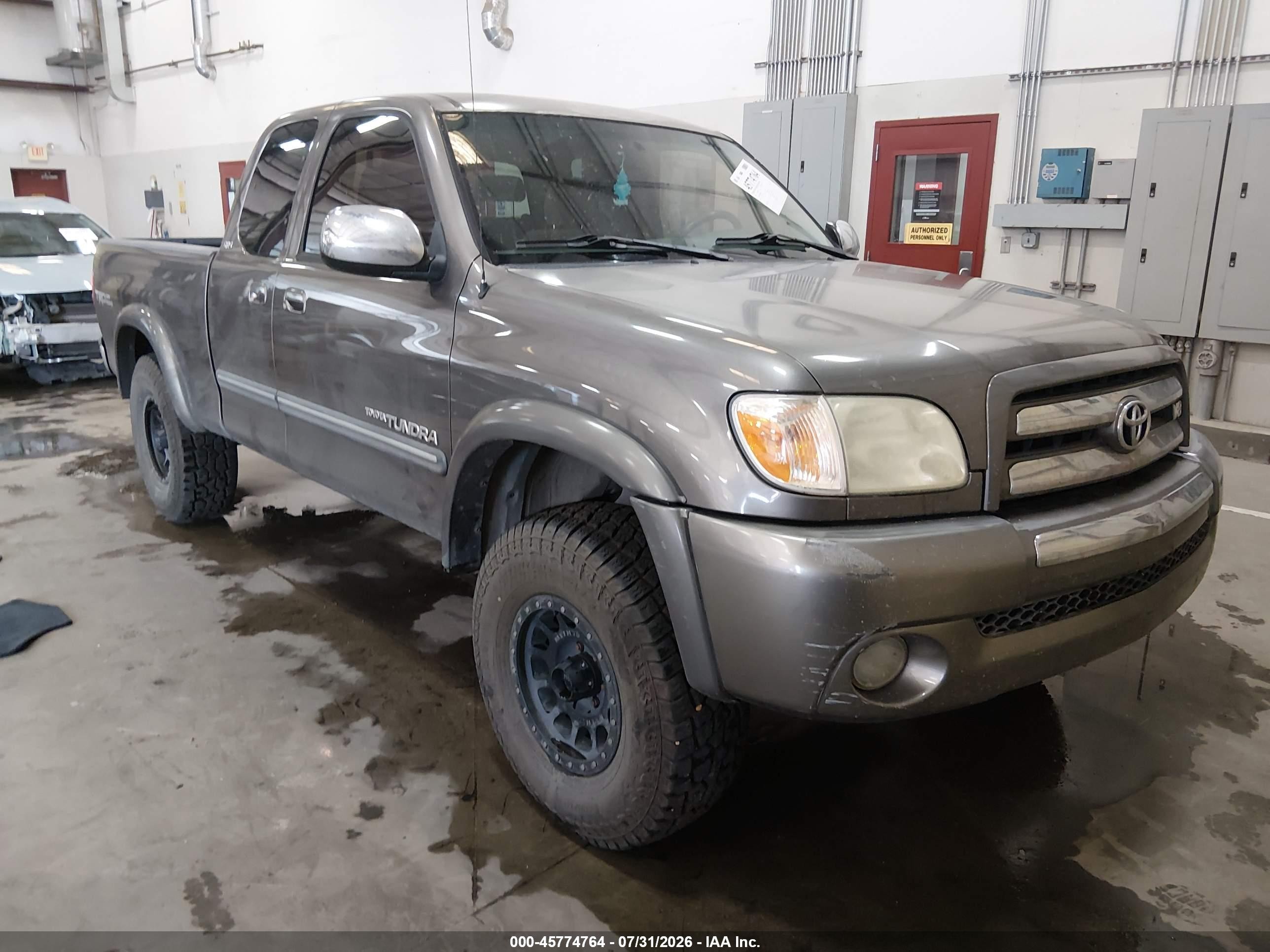 2006 Toyota Tundra SR5, VIN 5TBRT34196S480525 — Side