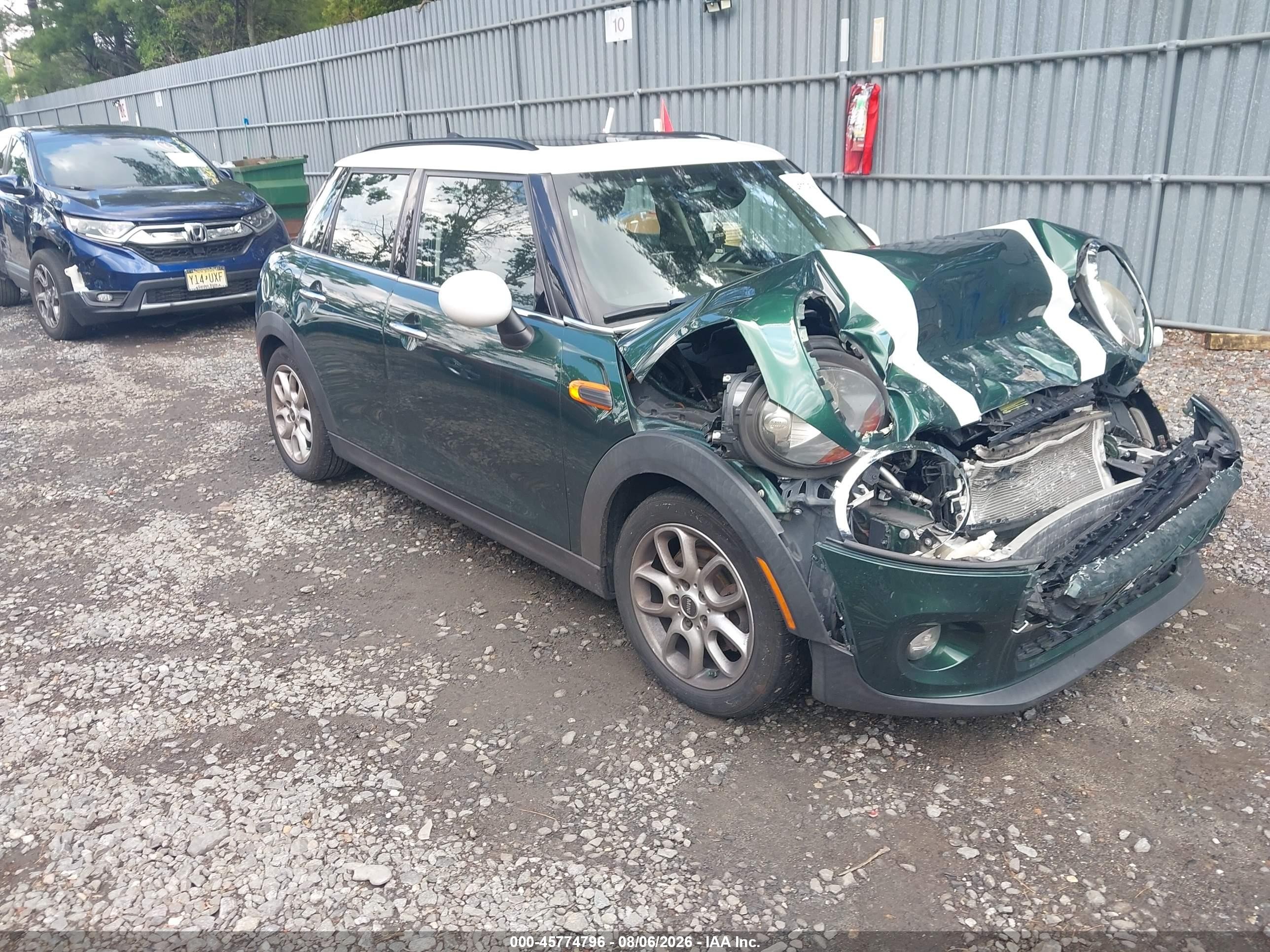 2016 MINI Hardtop 4 Door, VIN WMWXU1C54G2D09467 — Обычный износ