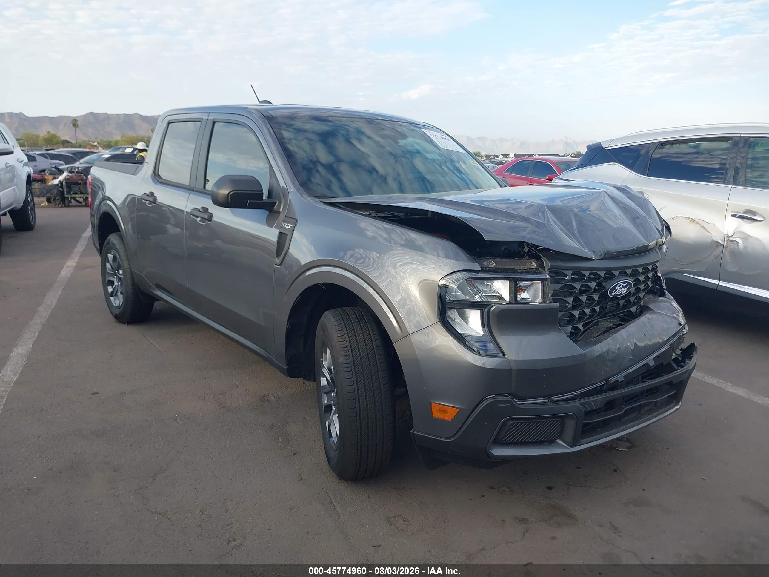 2026 Ford Maverick XLT, VIN 3FTTW8H33TRA43597 — Front end