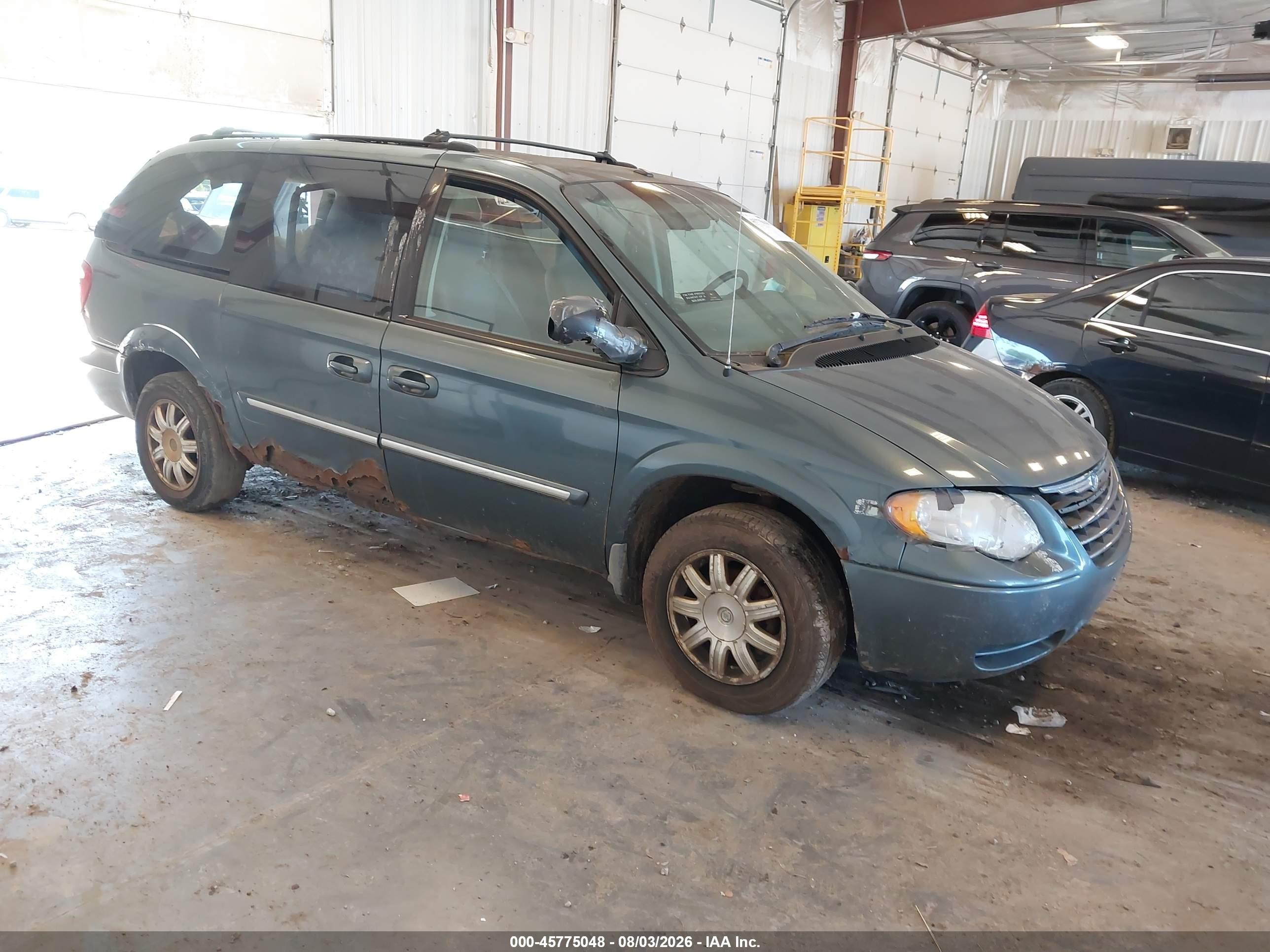 2006 Chrysler Town & Country Touring, VIN 2A4GP54L26R651747 — Обычный износ