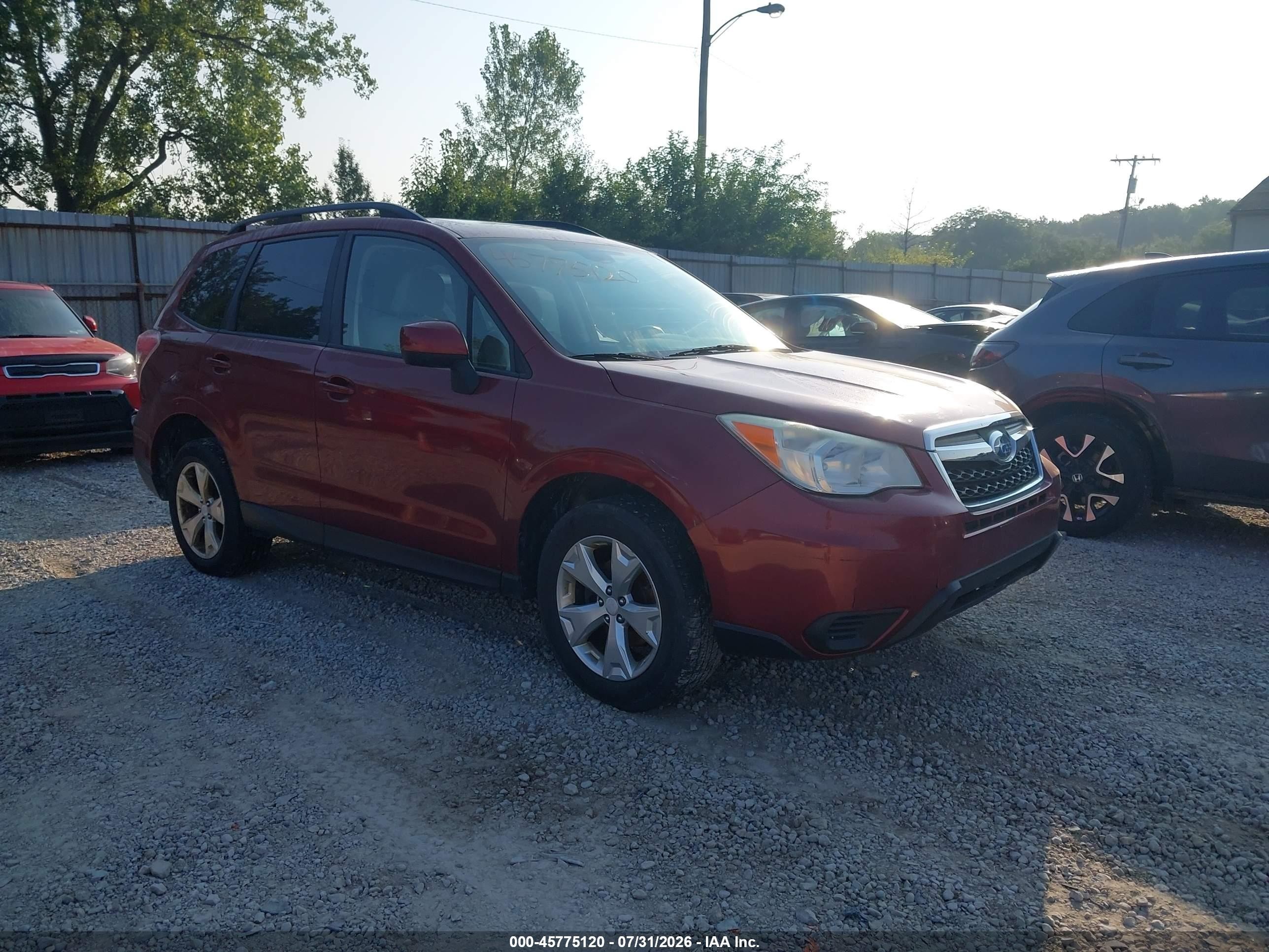 2014 Subaru Forester Premium, VIN JF2SJAEC0EH455620 — Normal wear