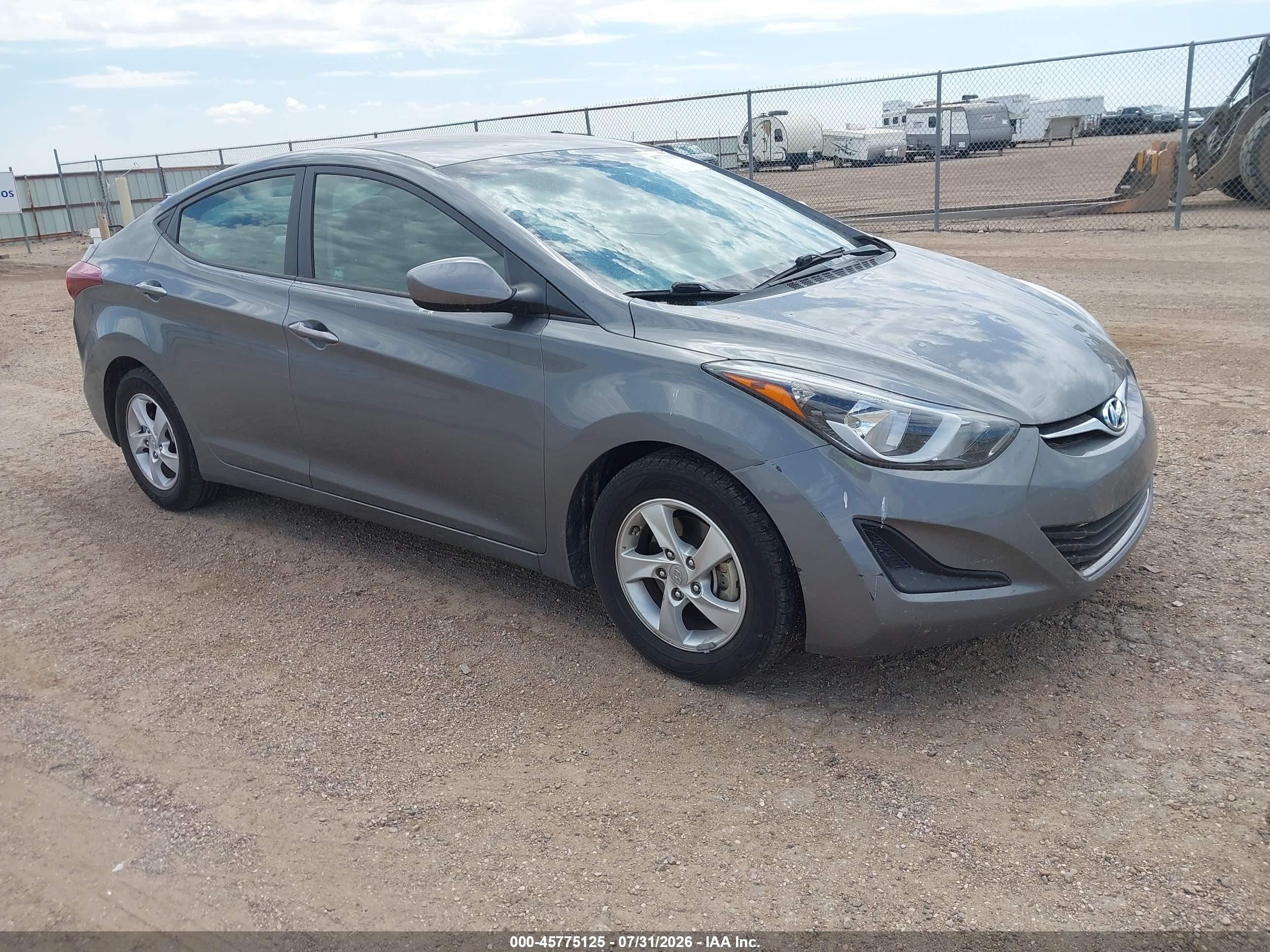 2014 Hyundai Elantra SE, VIN 5NPDH4AE5EH467078 — Normal wear