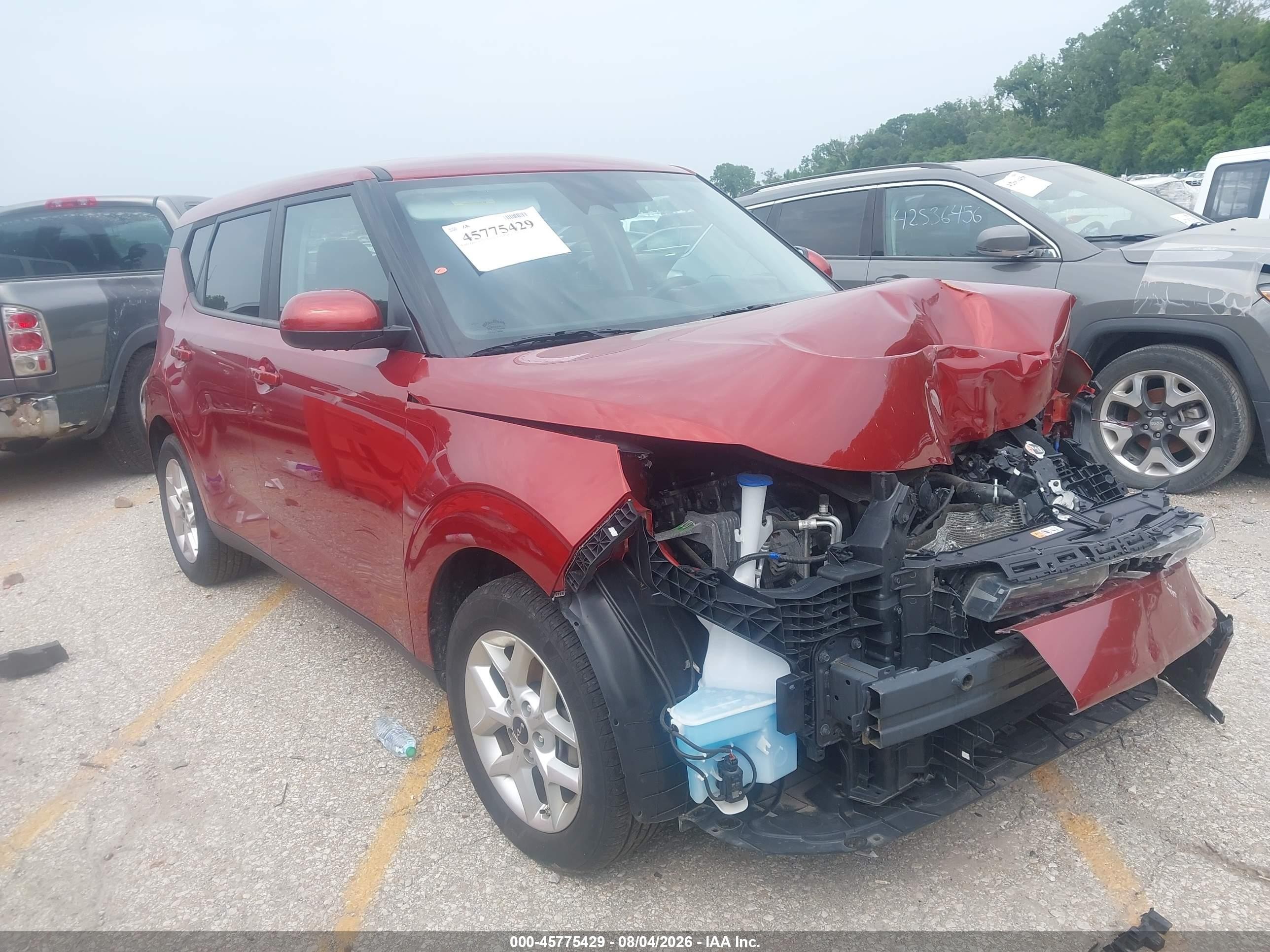 2024 Kia Soul LX, VIN KNDJ23AU3R7907833 — Front end