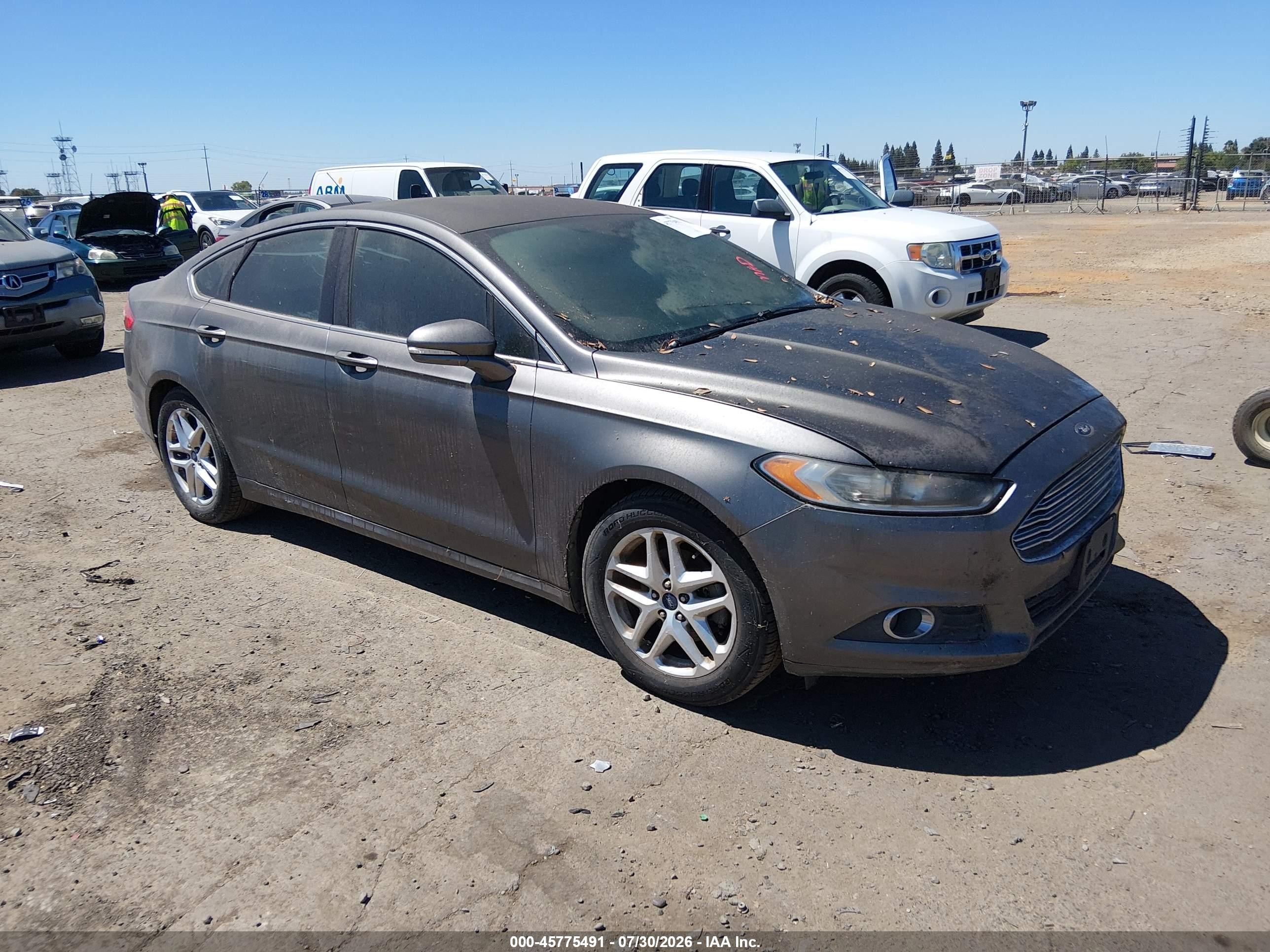 2013 Ford Fusion SE, VIN 3FA6P0HR3DR195659 — Normal wear