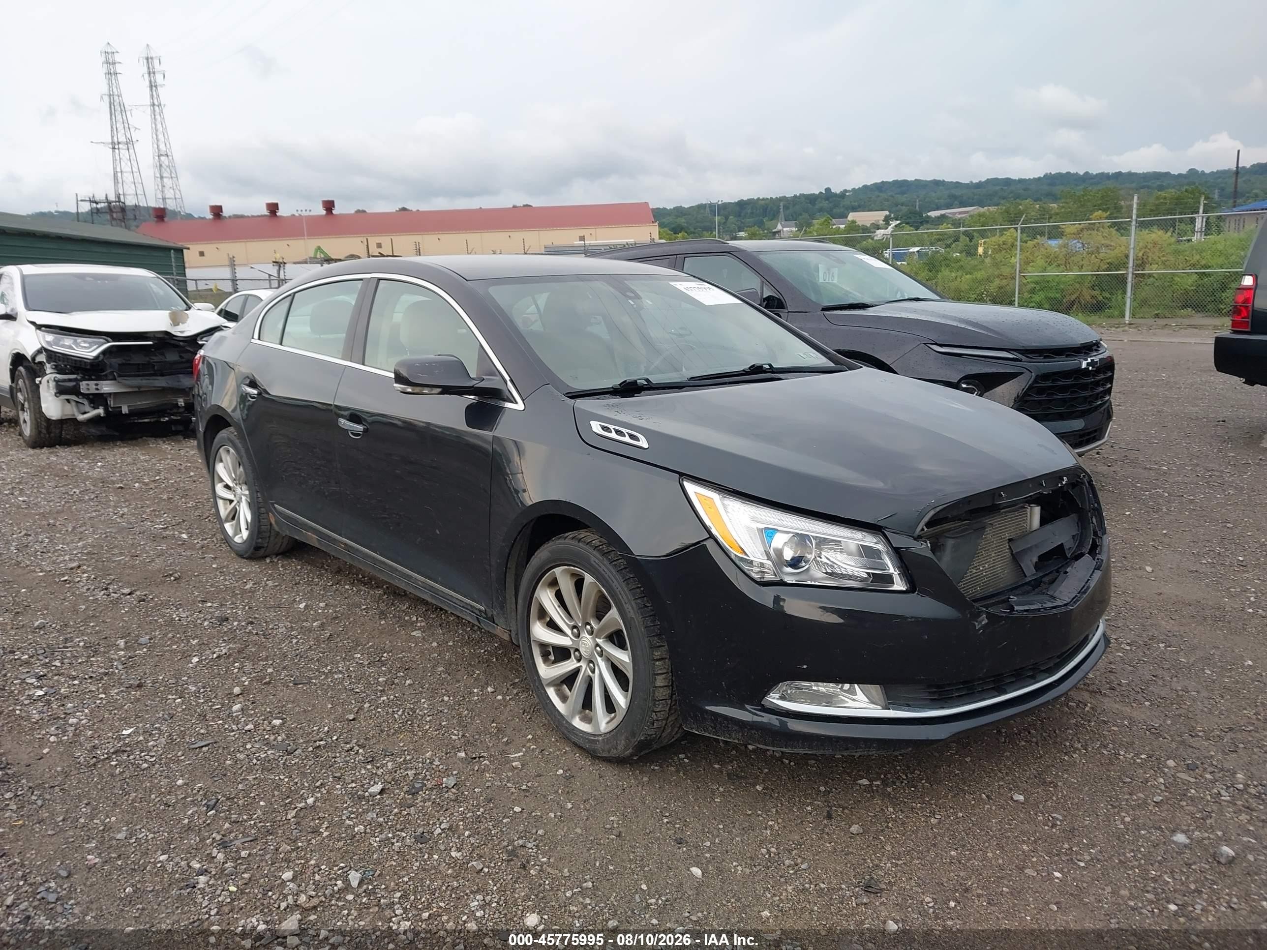 2014 Buick LaCrosse Leather, VIN 1G4GB5G35EF101668 — Normal wear