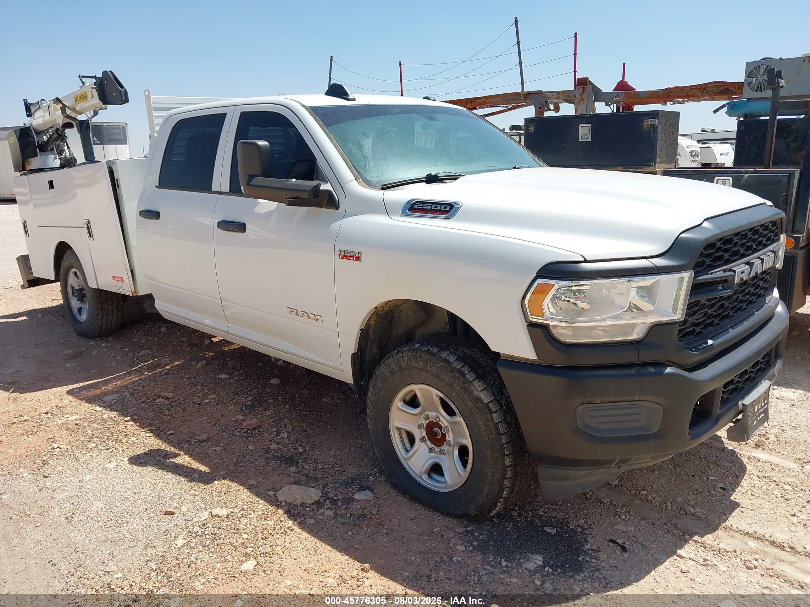2022 Ram 2500 Tradesman, VIN 3C6UR5HJ8NG322106 — Бок