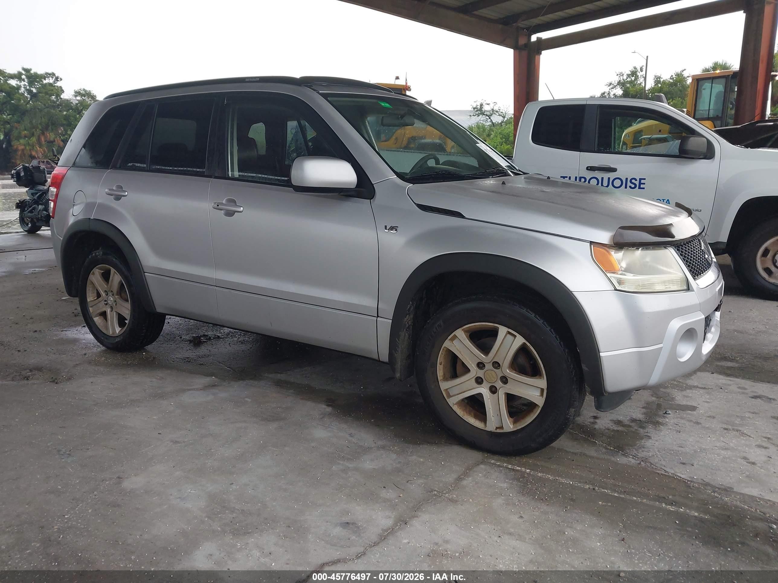 2006 Suzuki Grand Vitara Luxury, VIN JS3TD947864105840 — Normal wear