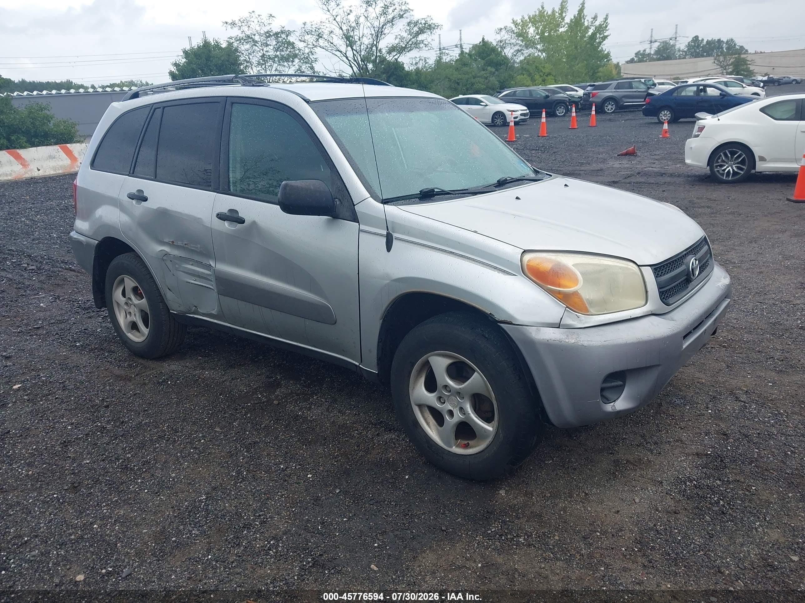 2004 Toyota RAV4, VIN JTEHD20V840024076 — Normal wear