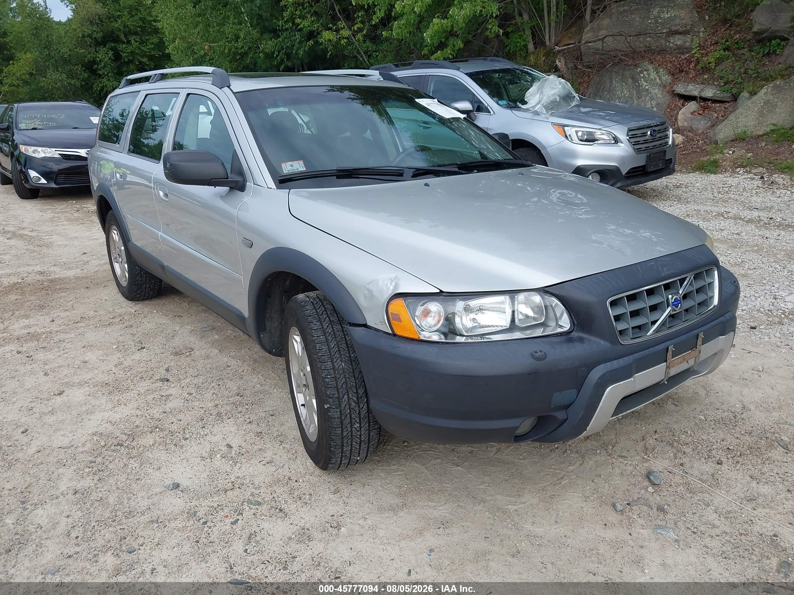 2005 Volvo XC70, VIN YV1SZ592X51198923 — Зад