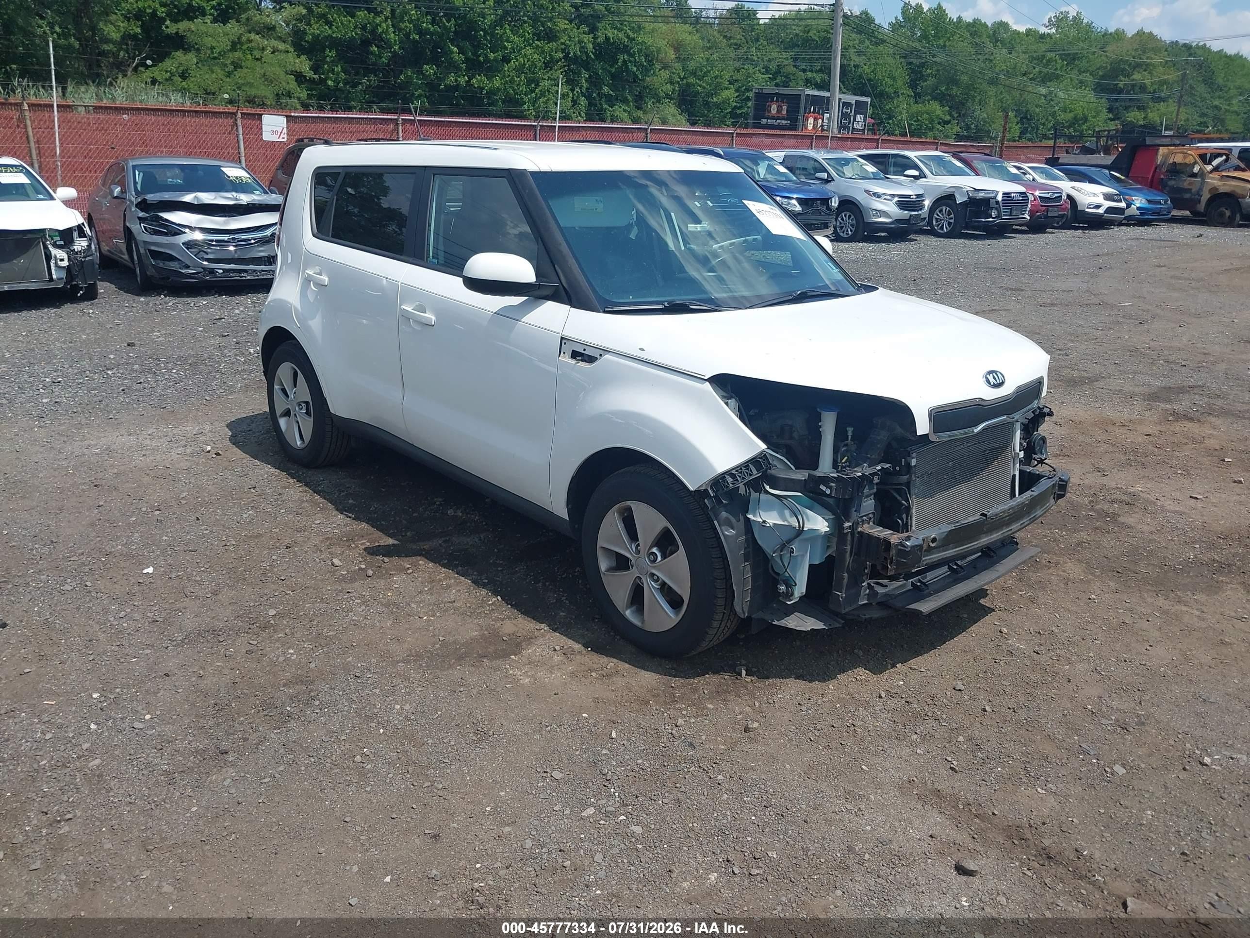 2014 Kia Soul, VIN KNDJN2A27E7002246 — Front end