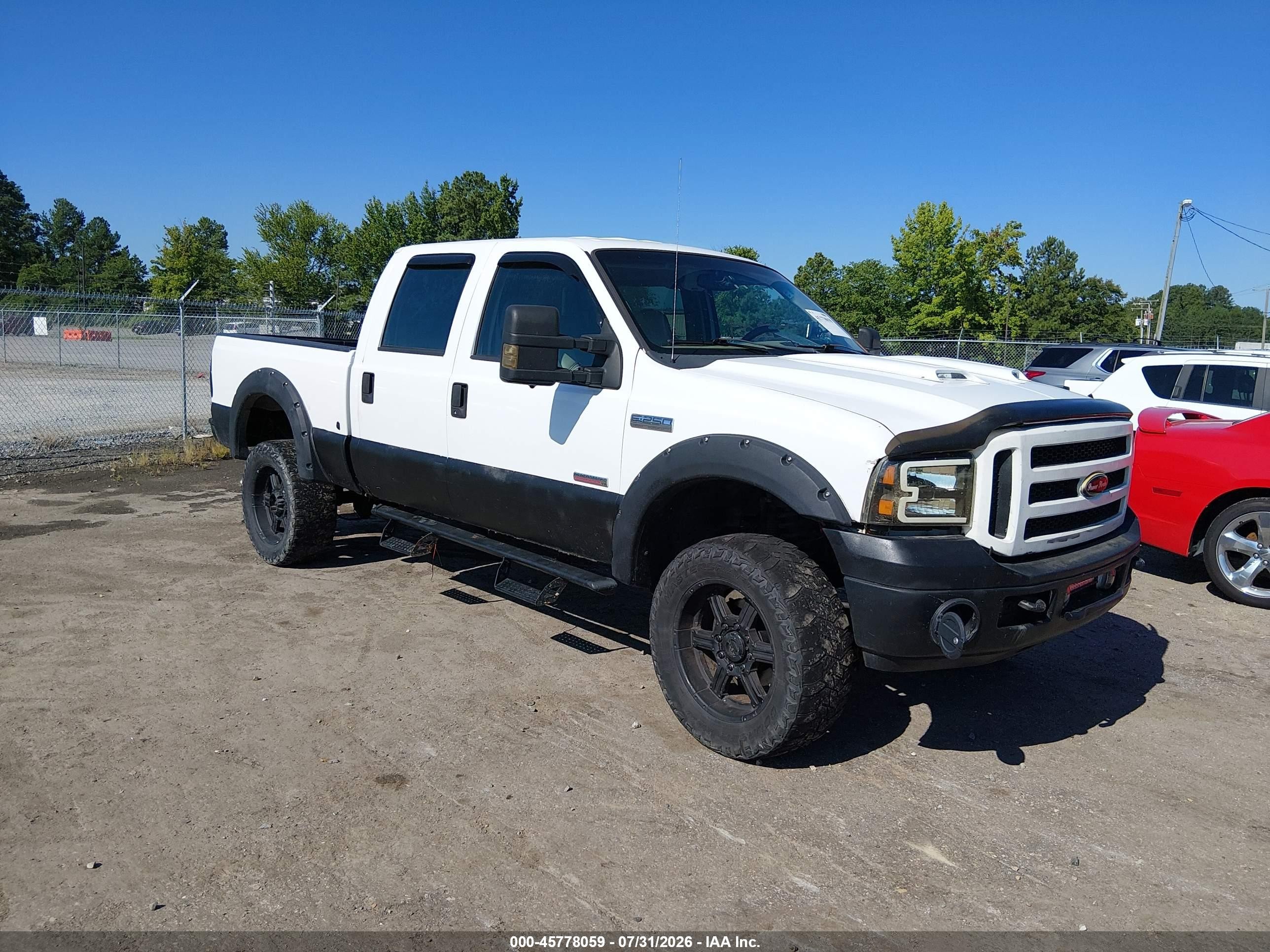 2005 Ford F-250 XL, VIN 1FTSW21P25EA11123 — Normal wear