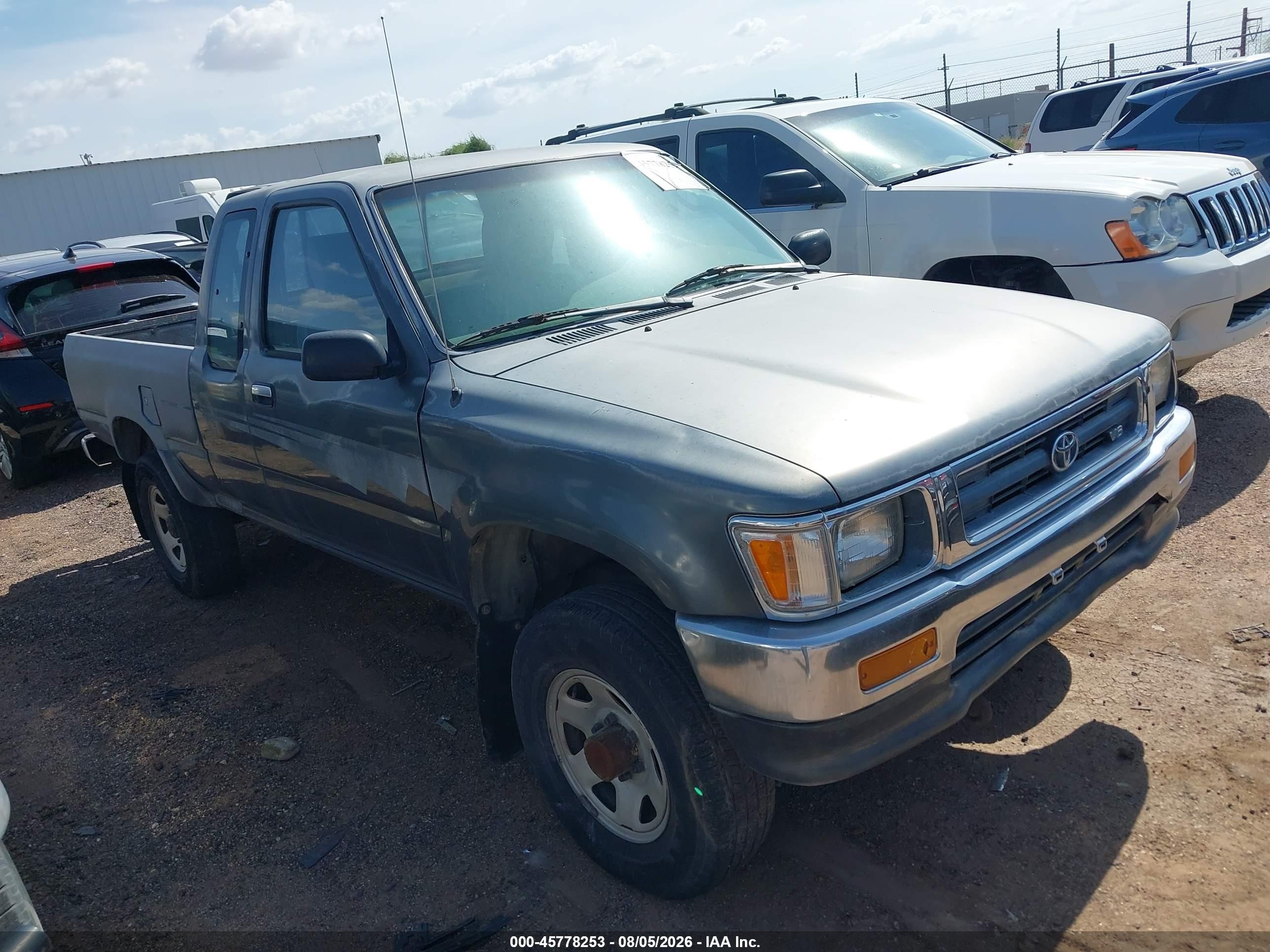 1992 Toyota Pickup DLX, VIN JT4VN13DXN5095978 — Normal wear