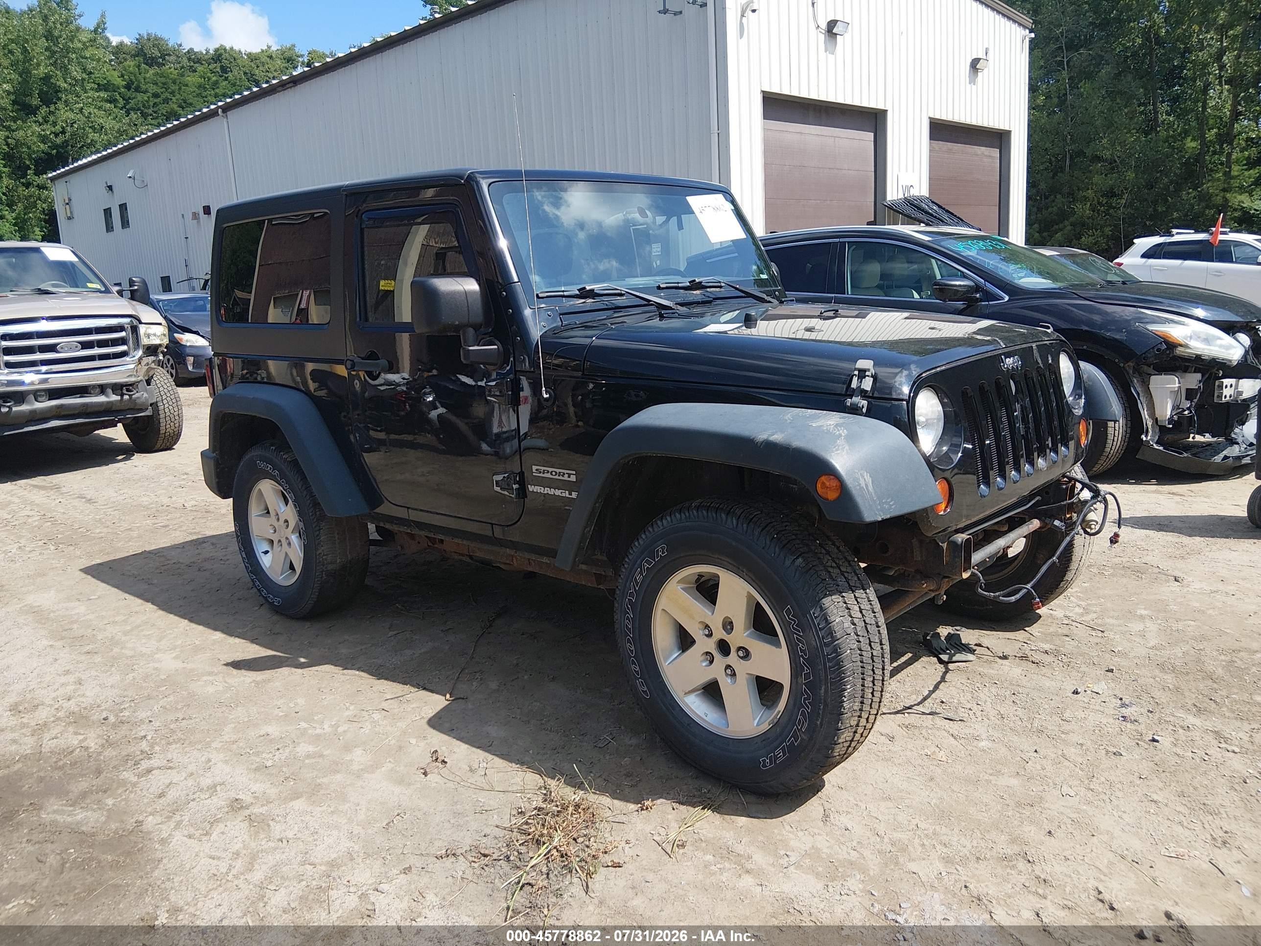 2012 Jeep Wrangler Sport, VIN 1C4AJWAG5CL256184 — Front end